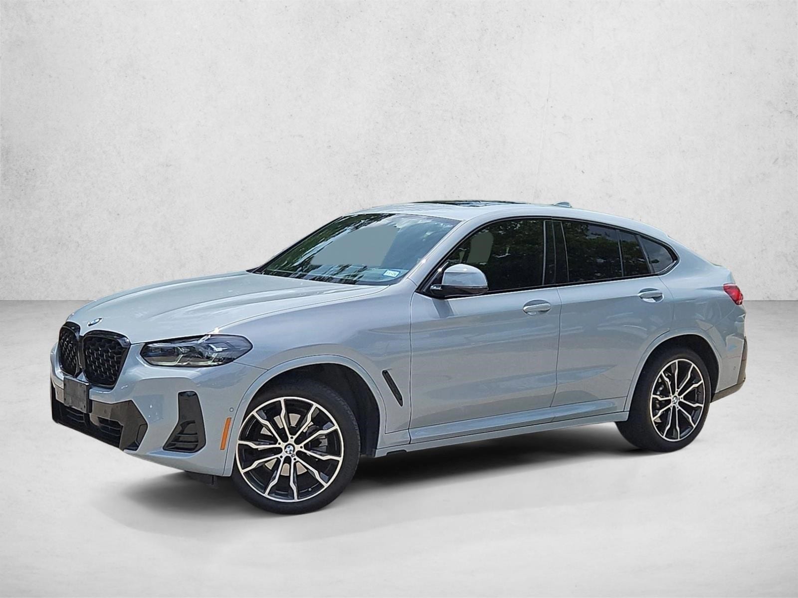 2024 BMW X4 xDrive30i's photo