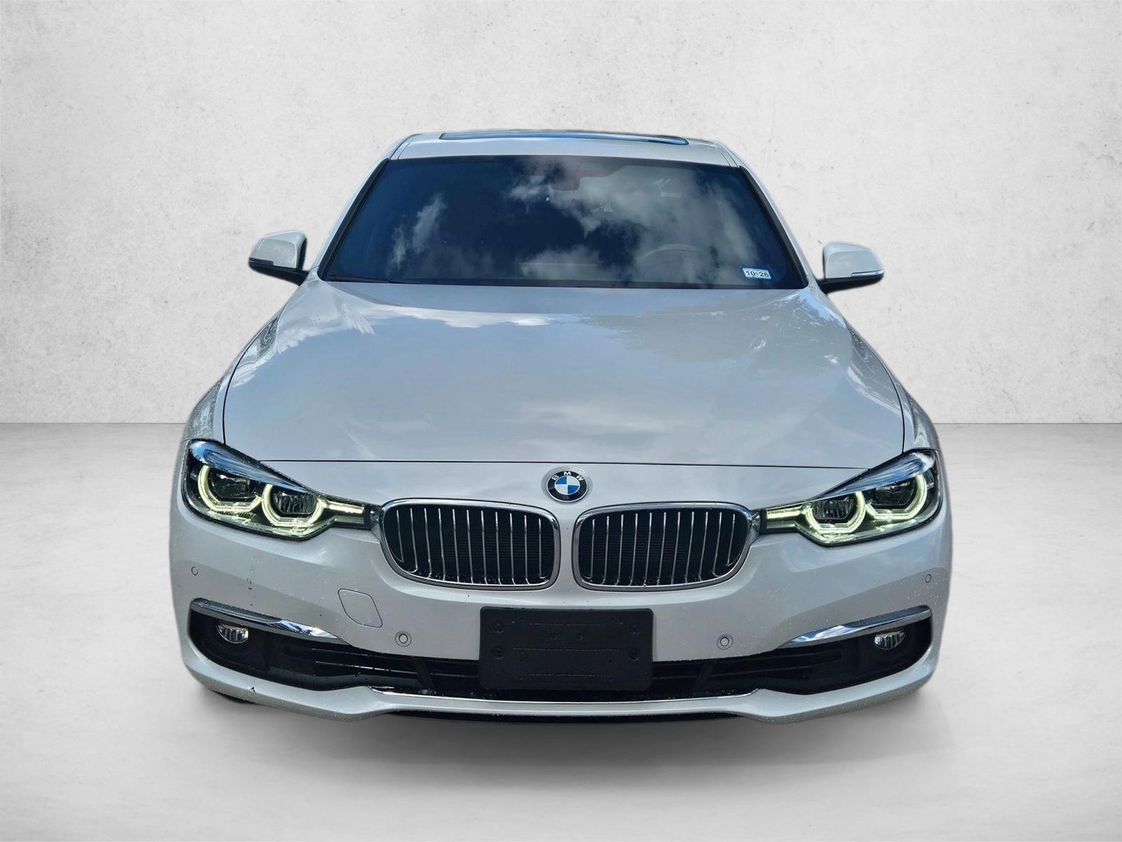 Used 2017 BMW 3 Series 330i with VIN WBA8B9C59HK675660 for sale in The Woodlands, TX