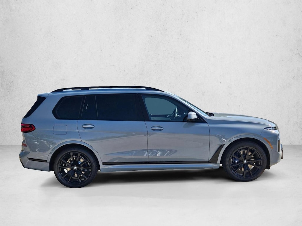 New 2026 BMW X7 xDrive40i SUV