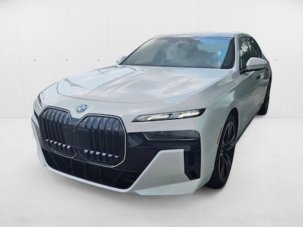 2025 BMW 760i xDrive Sedan
