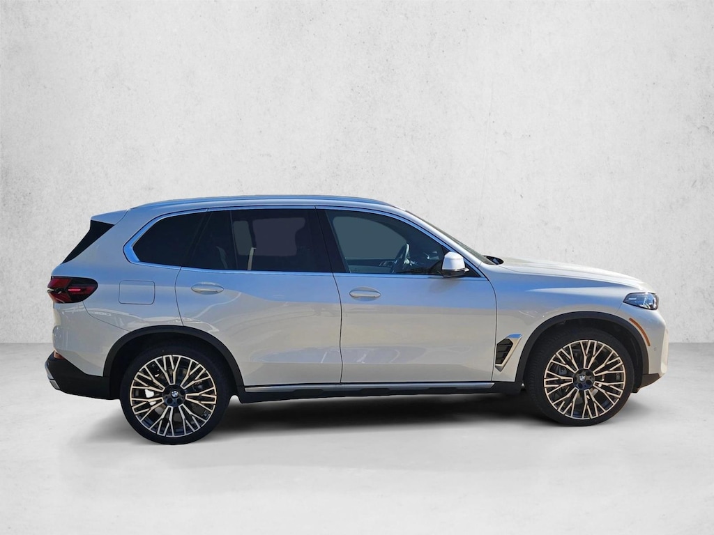 New 2026 BMW X5 xDrive40i SUV