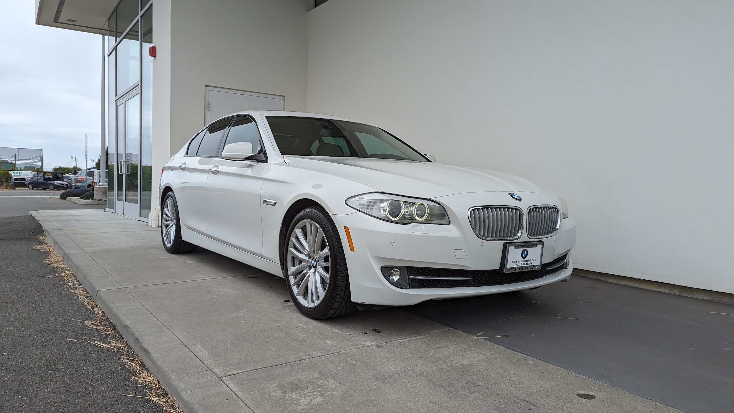 Used 2011 BMW 5 Series 550i with VIN WBAFR9C58BDE81803 for sale in Mckinleyville, CA