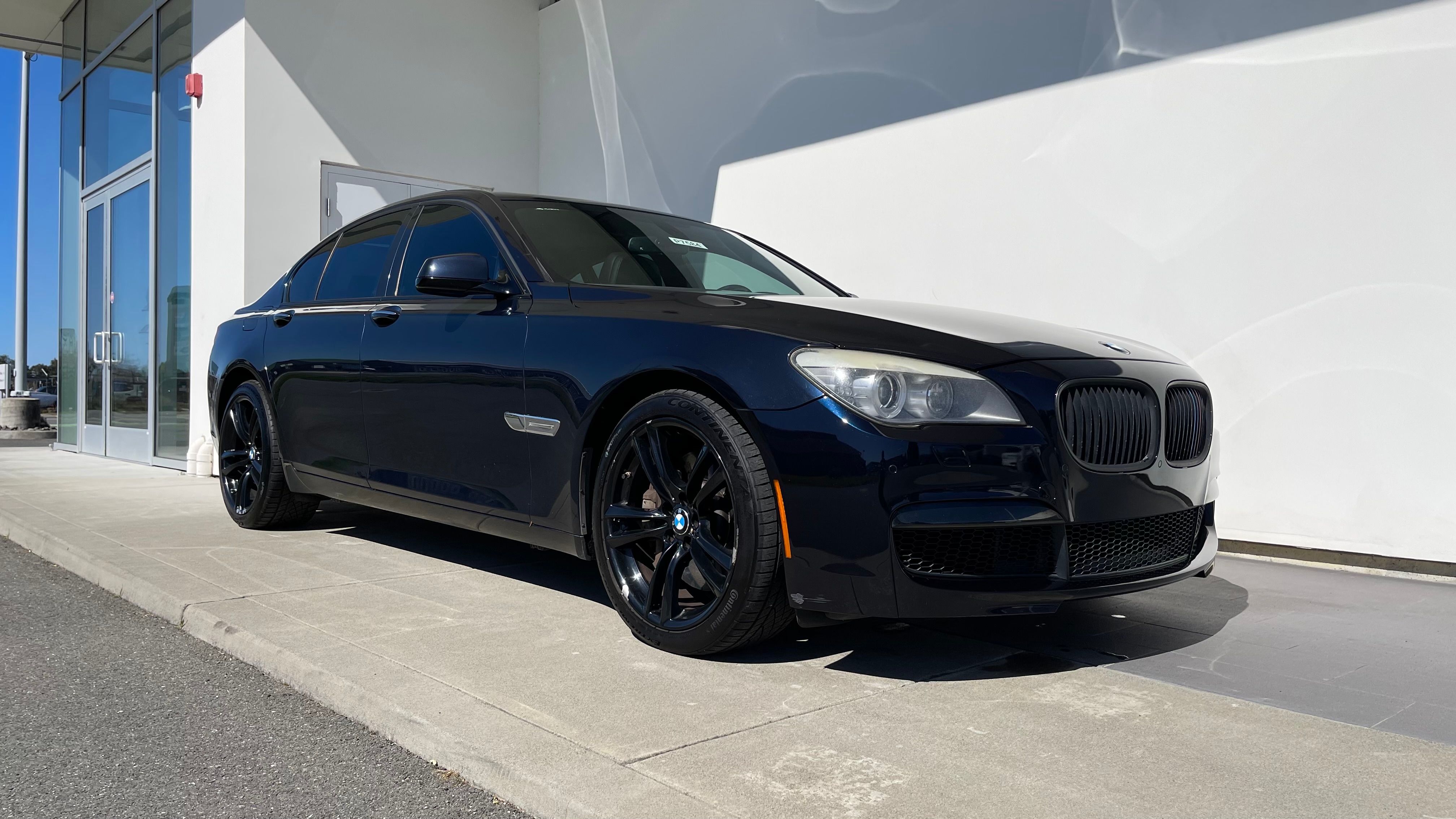 Used 2012 BMW 7 Series 750i with VIN WBAKA8C54CDS99997 for sale in Mckinleyville, CA