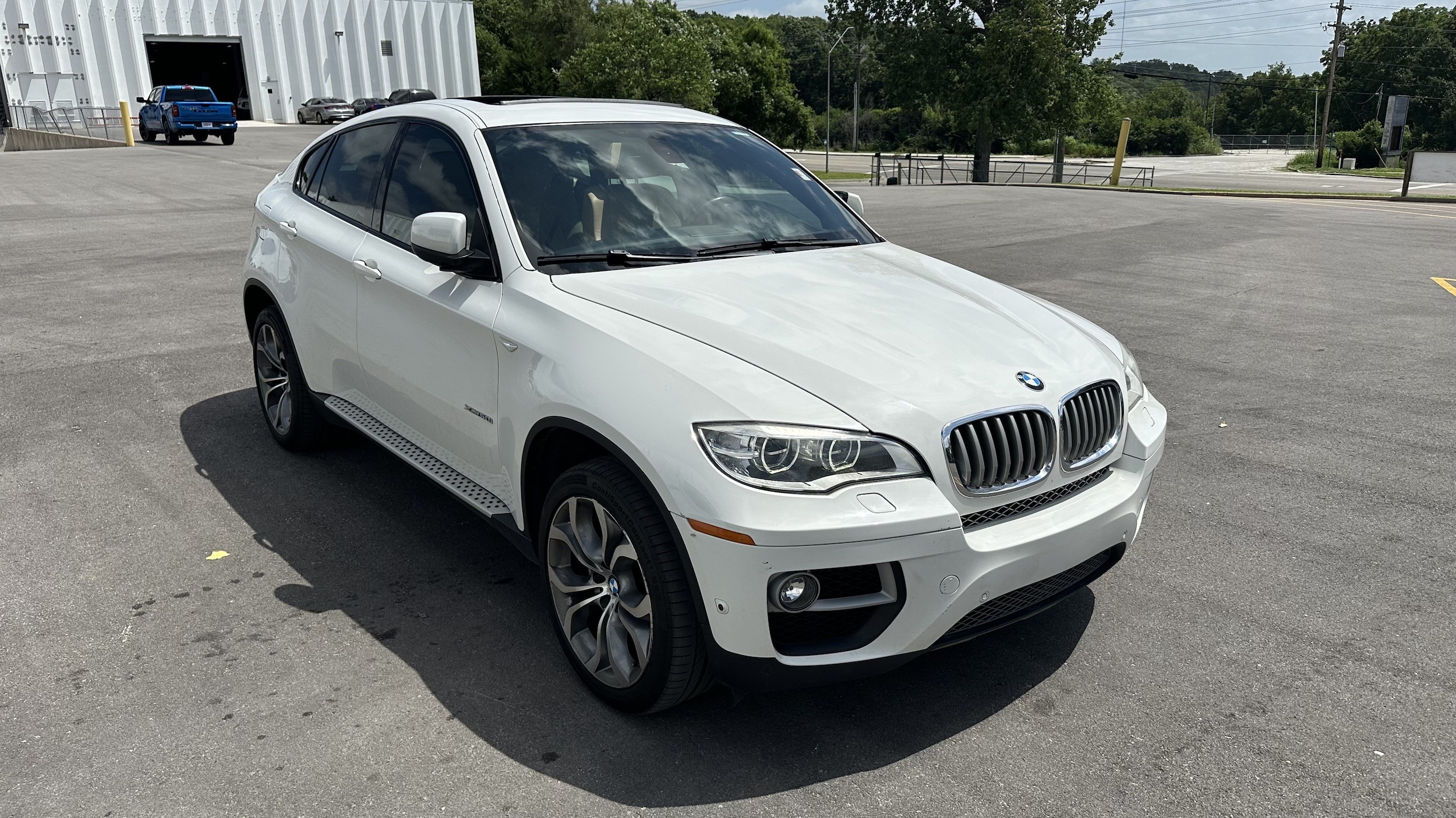 Used 2014 BMW X6 xDrive50i with VIN 5UXFG8C55EL592883 for sale in Kansas City