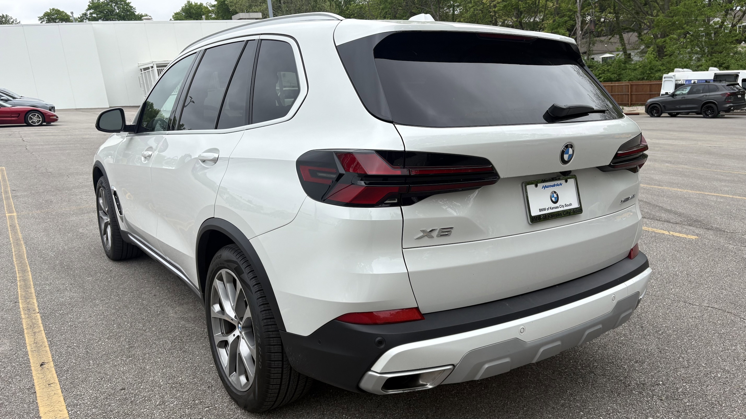 2026 BMW X5 xDrive40i photo 3