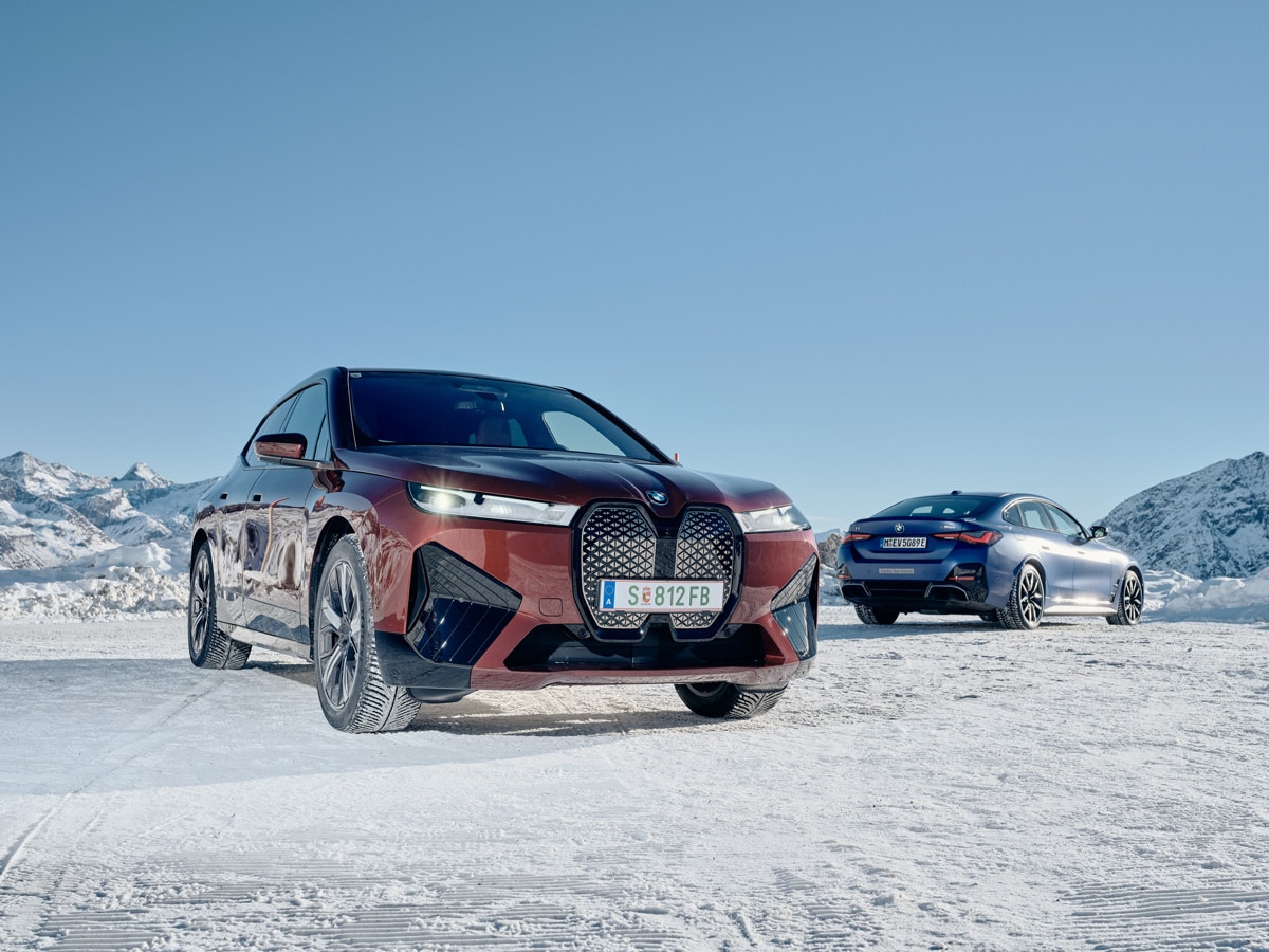 Reasons To Drive The BMW iX xDrive50 And Tesla Model Y