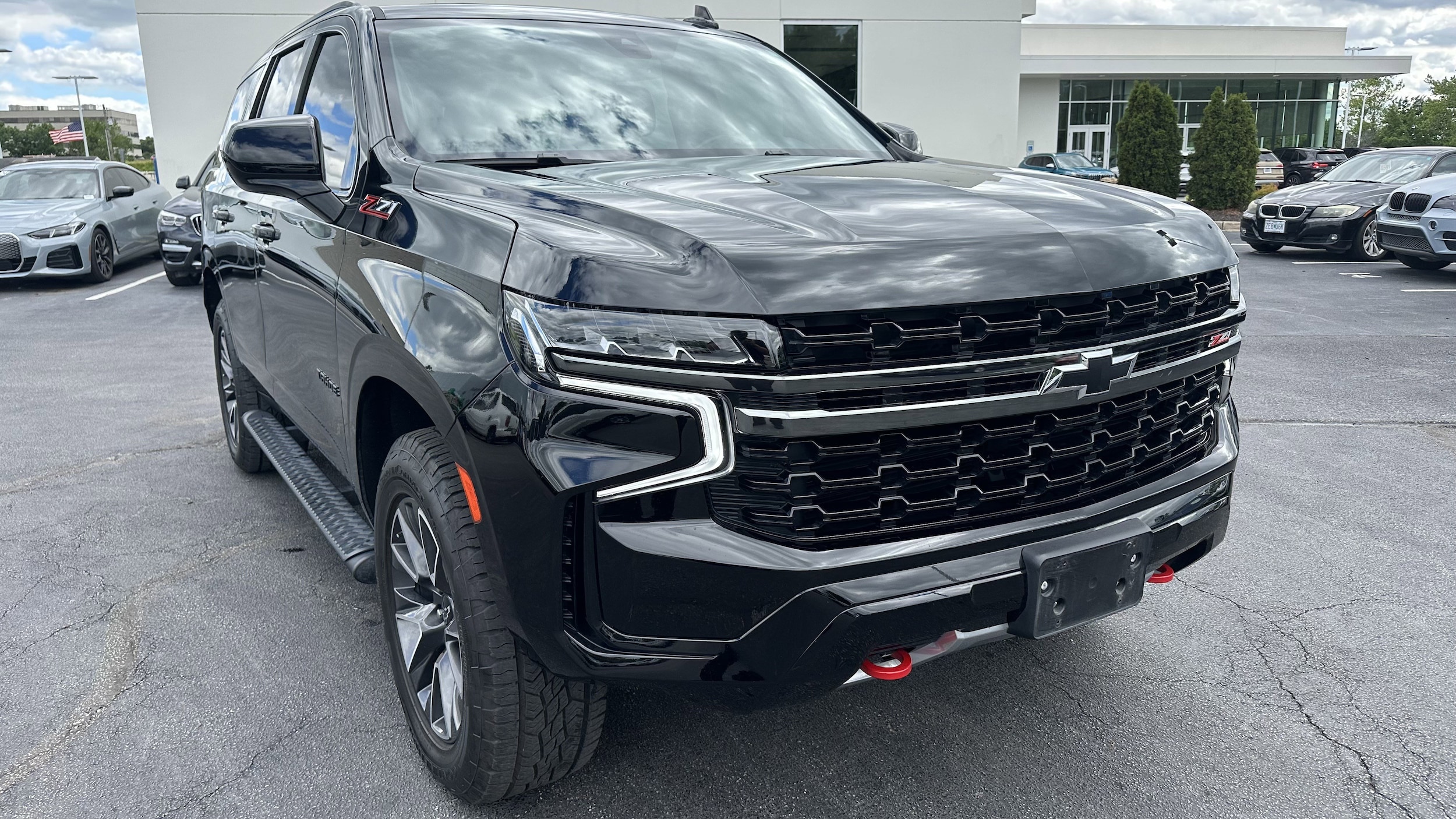 Used 2021 Chevrolet Tahoe Z71 with VIN 1GNSKPKD1MR452916 for sale in Kansas City