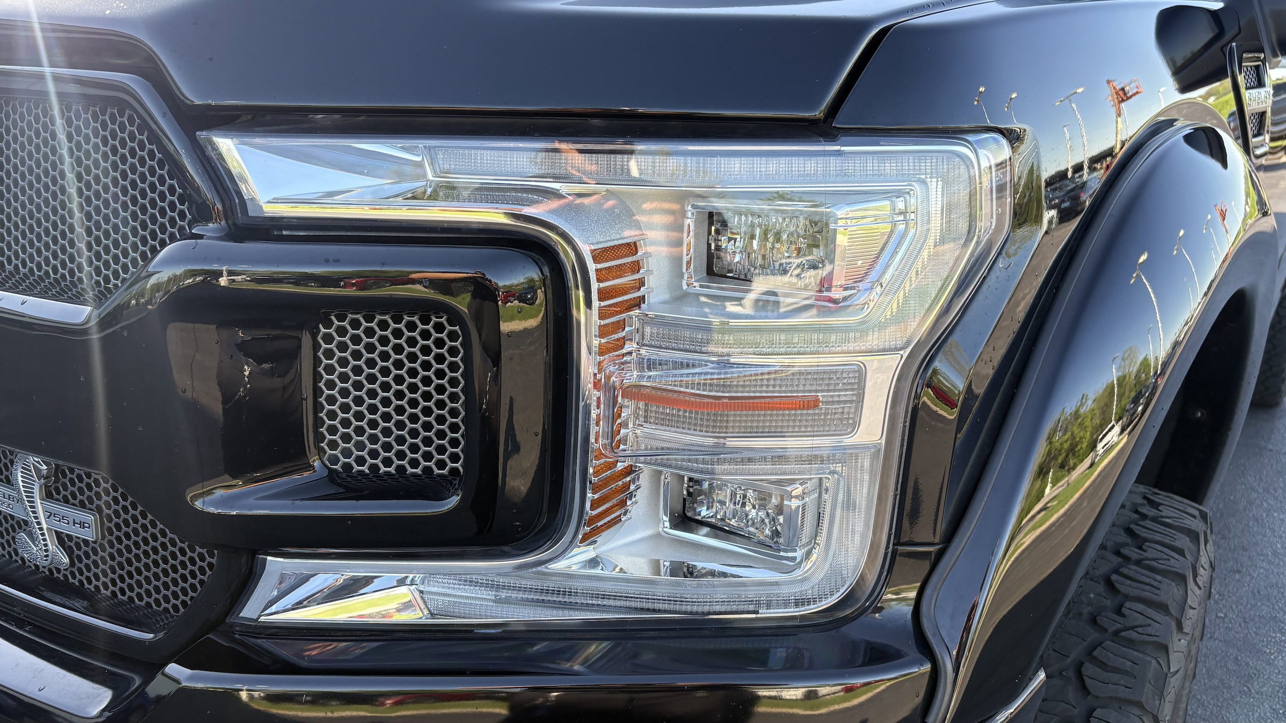 2019 Ford Shelby F-150 4WD SuperCrew photo 4