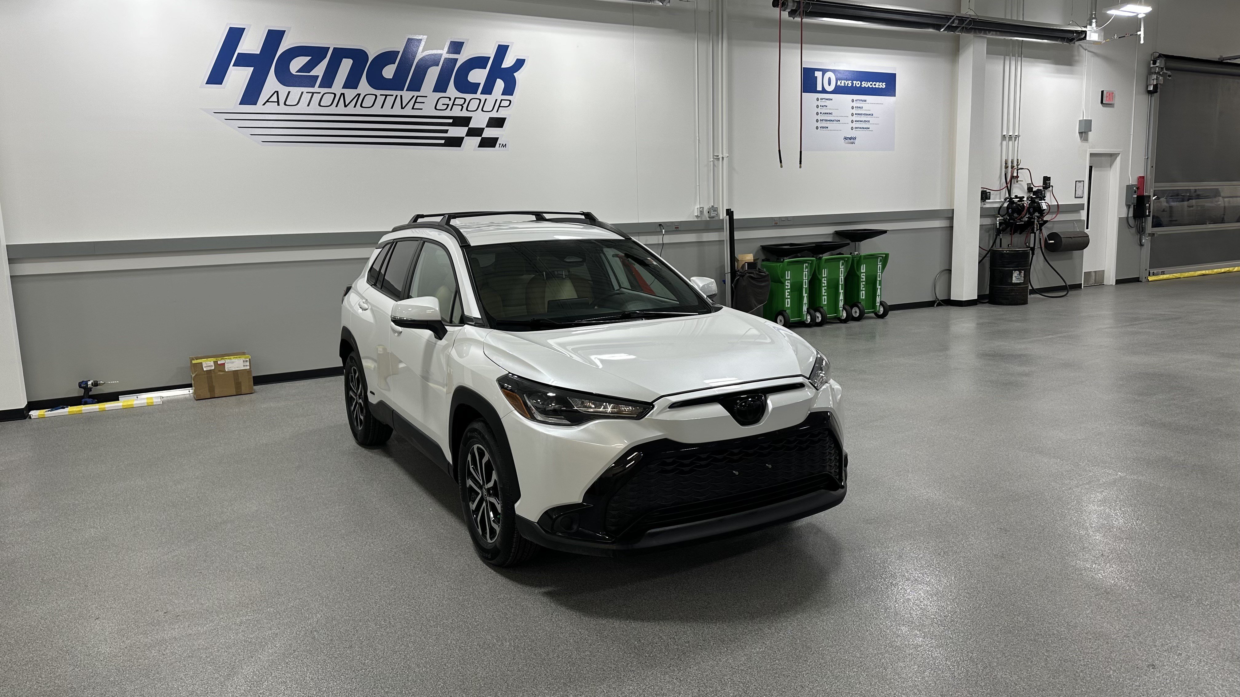Used 2024 Toyota Corolla Cross Hybrid SE SUV
