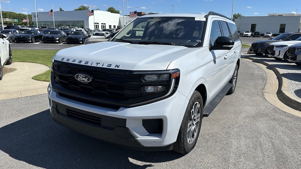 Used 2025 Ford Expedition Max Active 4x4 SUV
