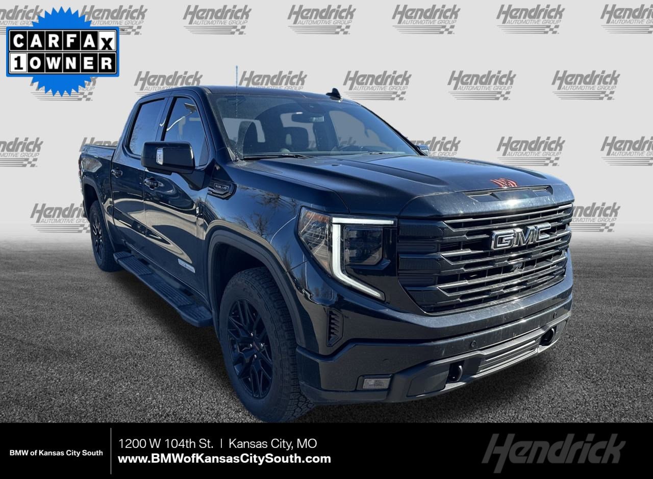 2024 GMC Sierra Base's photo