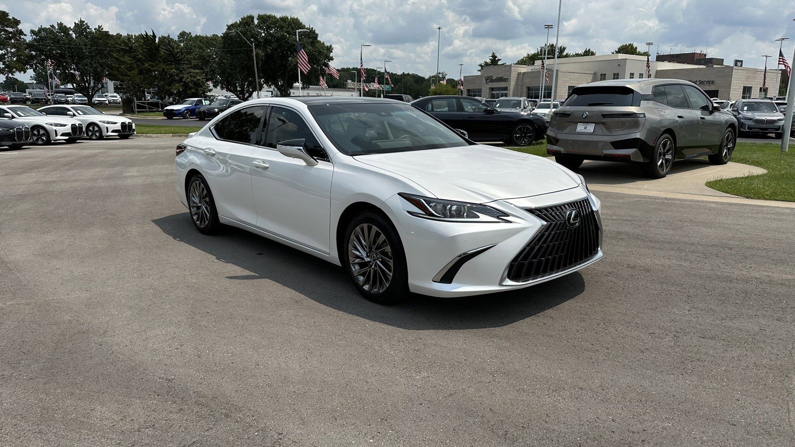 Used 2024 Lexus ES 350 Luxury with VIN 58AEZ1B12RU174279 for sale in Kansas City