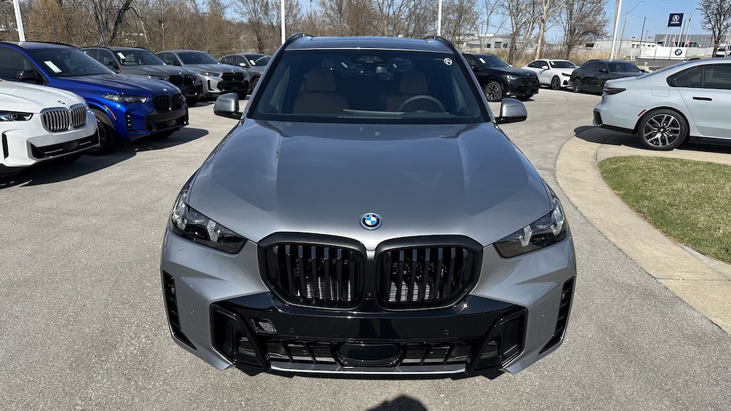 New 2026 BMW X5 xDrive50e SUV