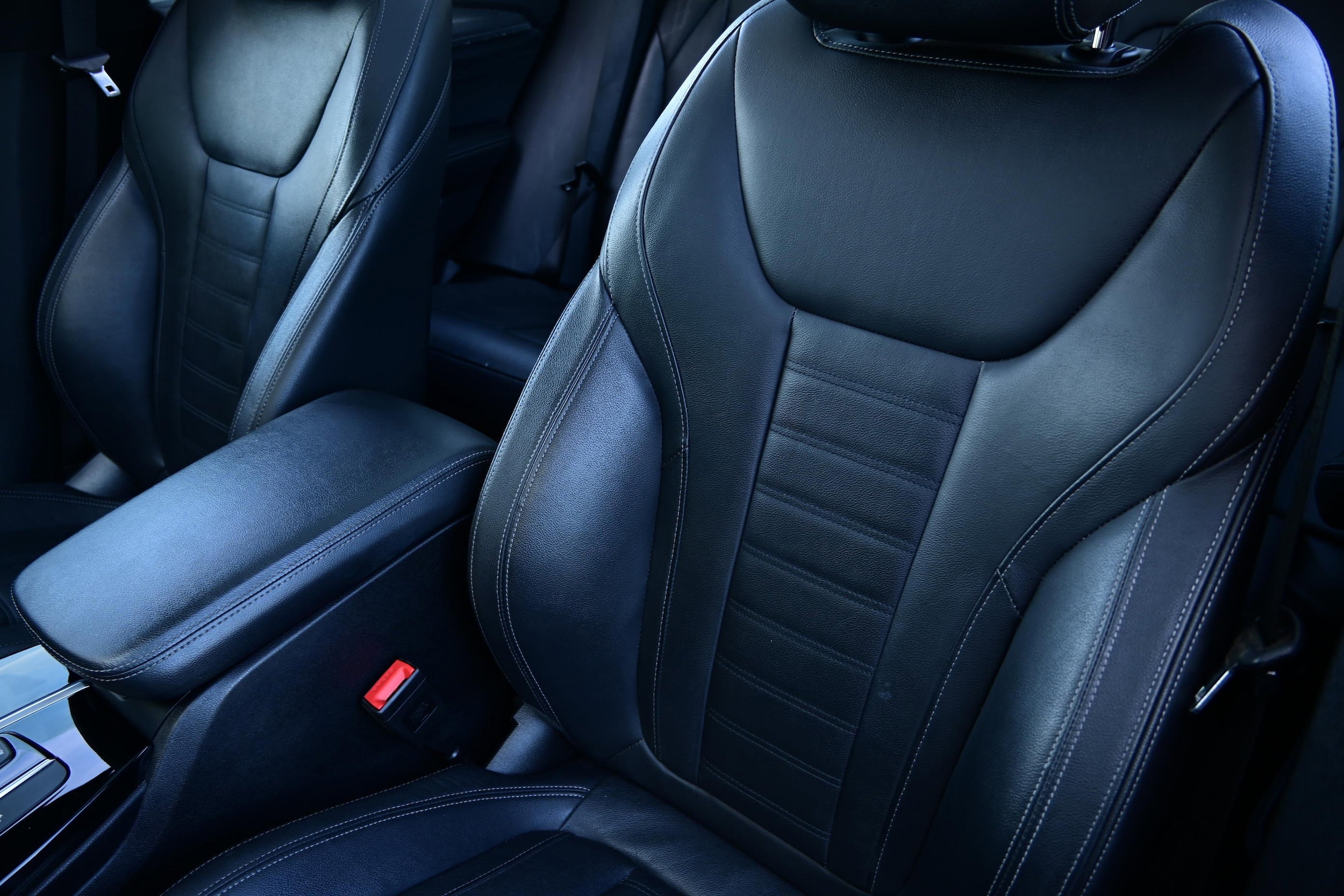 Used 2021 BMW X3 40i with VIN 5UXTY9C07M9E71054 for sale in Kansas City