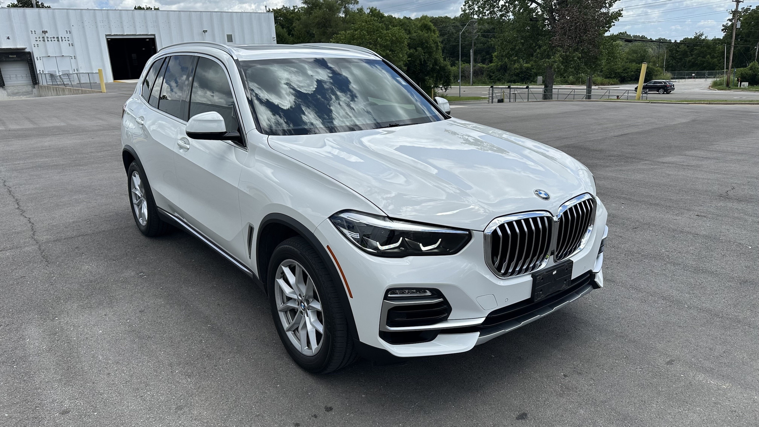 Used 2019 BMW X5 40i with VIN 5UXCR6C5XKLL13473 for sale in Kansas City