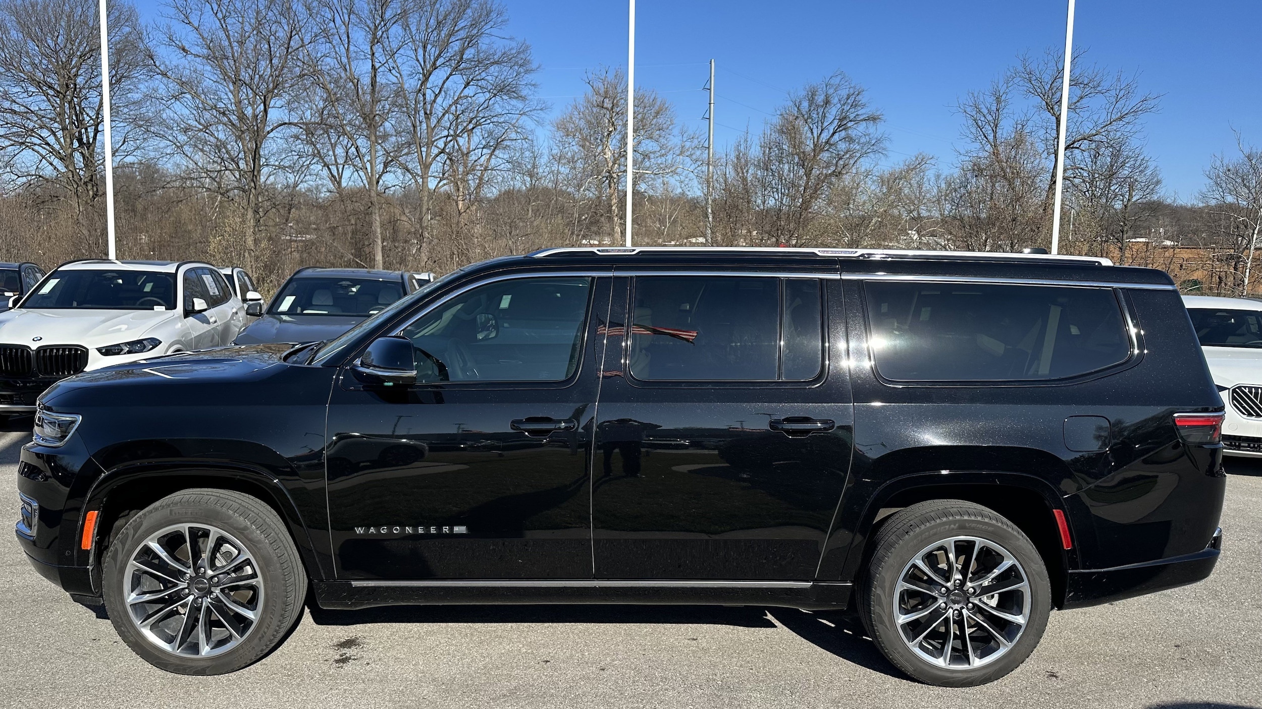 2024 Jeep Wagoneer L Series III photo 5