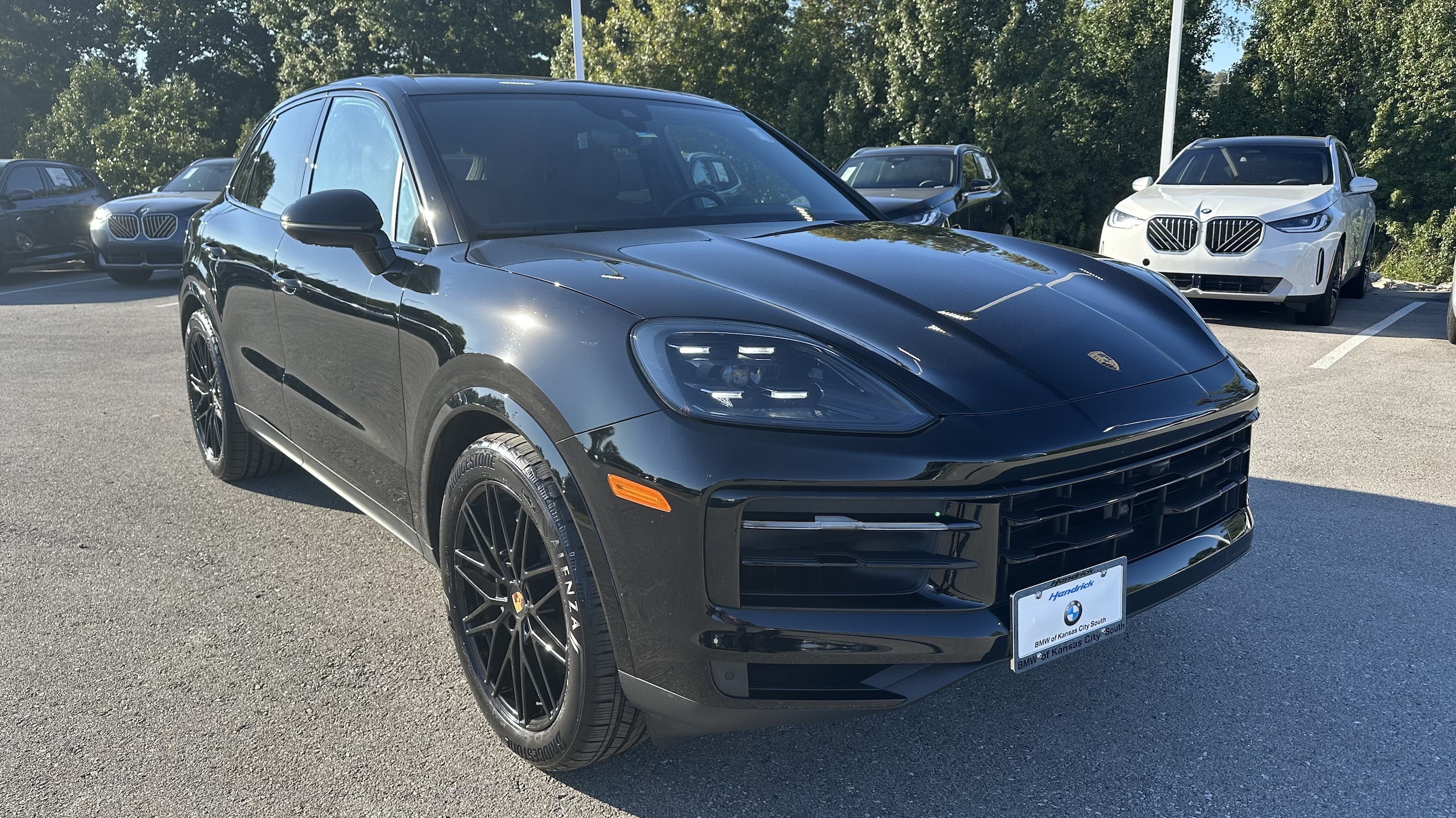 Used 2024 Porsche Cayenne Base with VIN WP1AA2AY0RDA14292 for sale in Kansas City