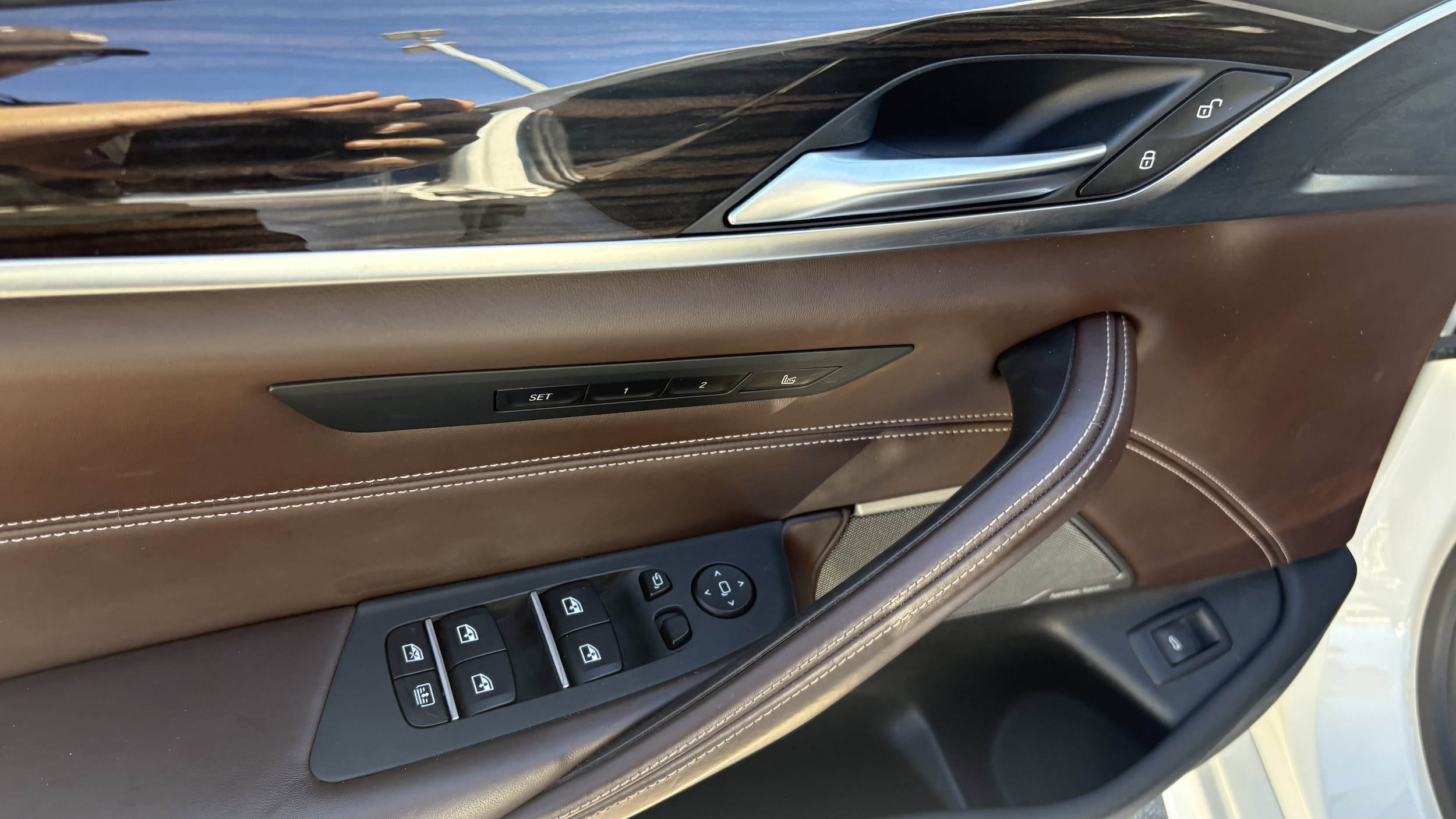 Used 2018 BMW 5 Series M550i with VIN WBAJB9C54JB036660 for sale in Kansas City