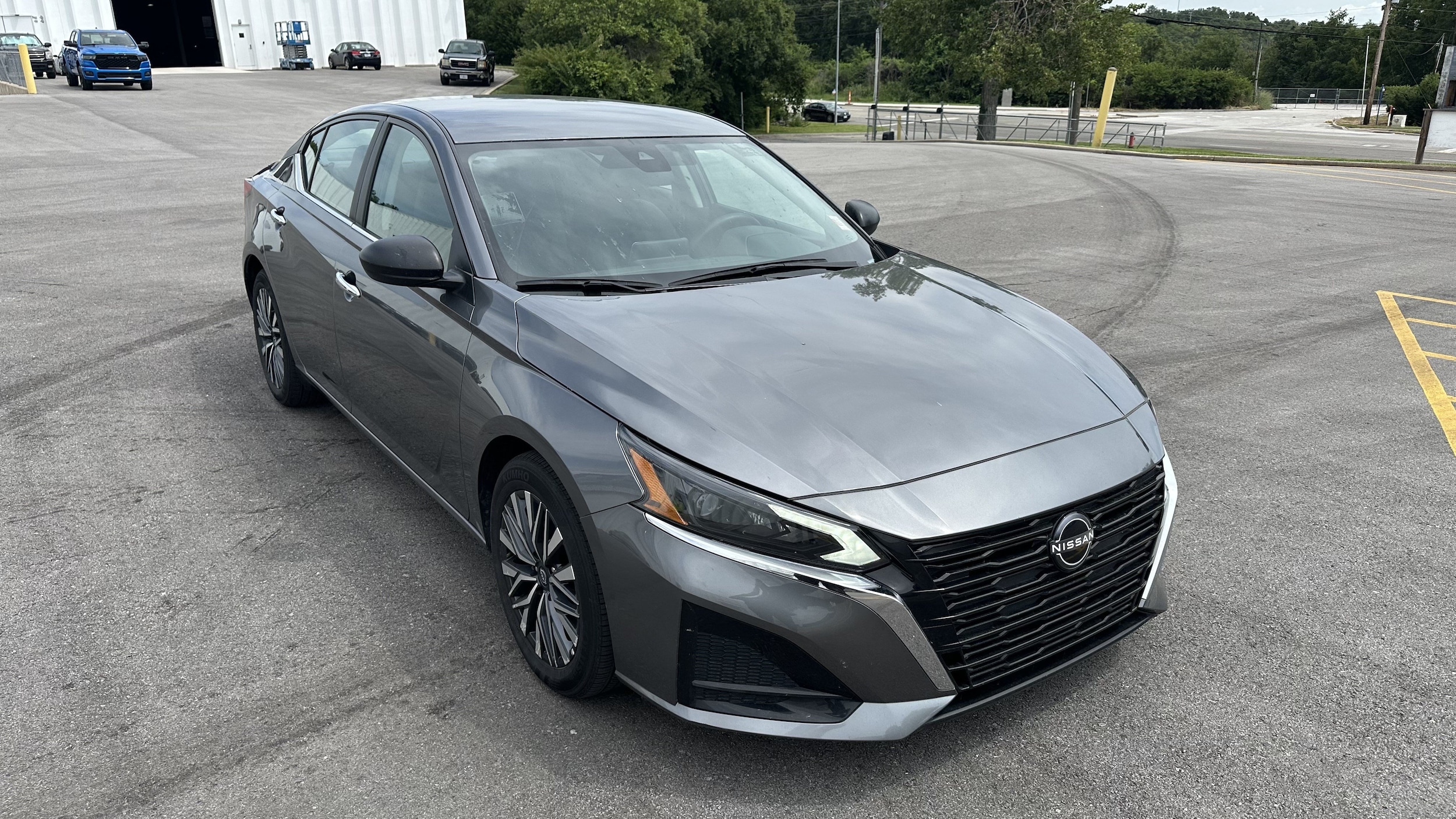 Used 2025 Nissan Altima SV with VIN 1N4BL4DV1SN384251 for sale in Kansas City