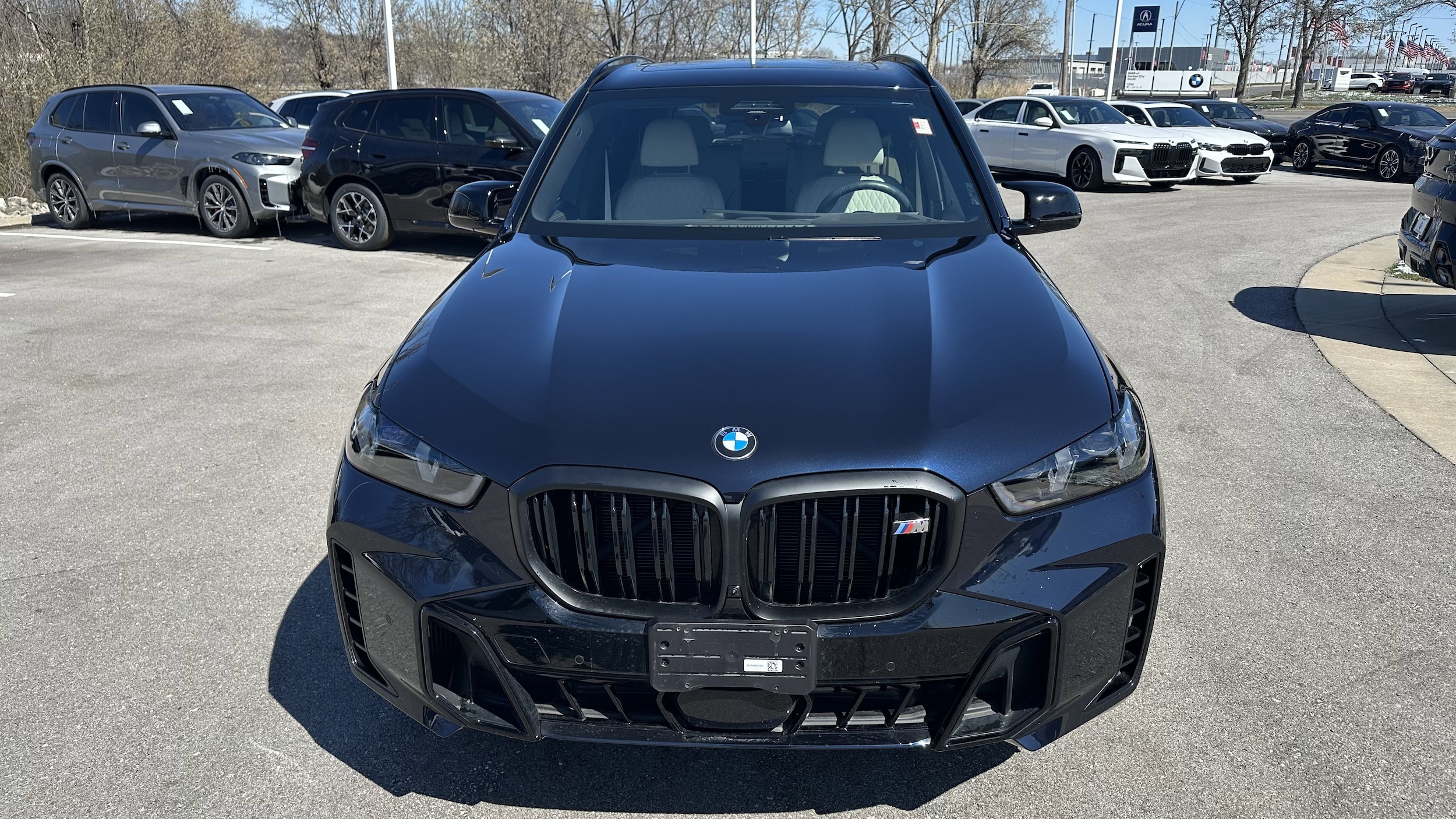 2024 BMW X5 M60i photo 2