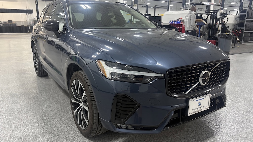 Used 2024 Volvo XC60 Plus Dark Theme SUV