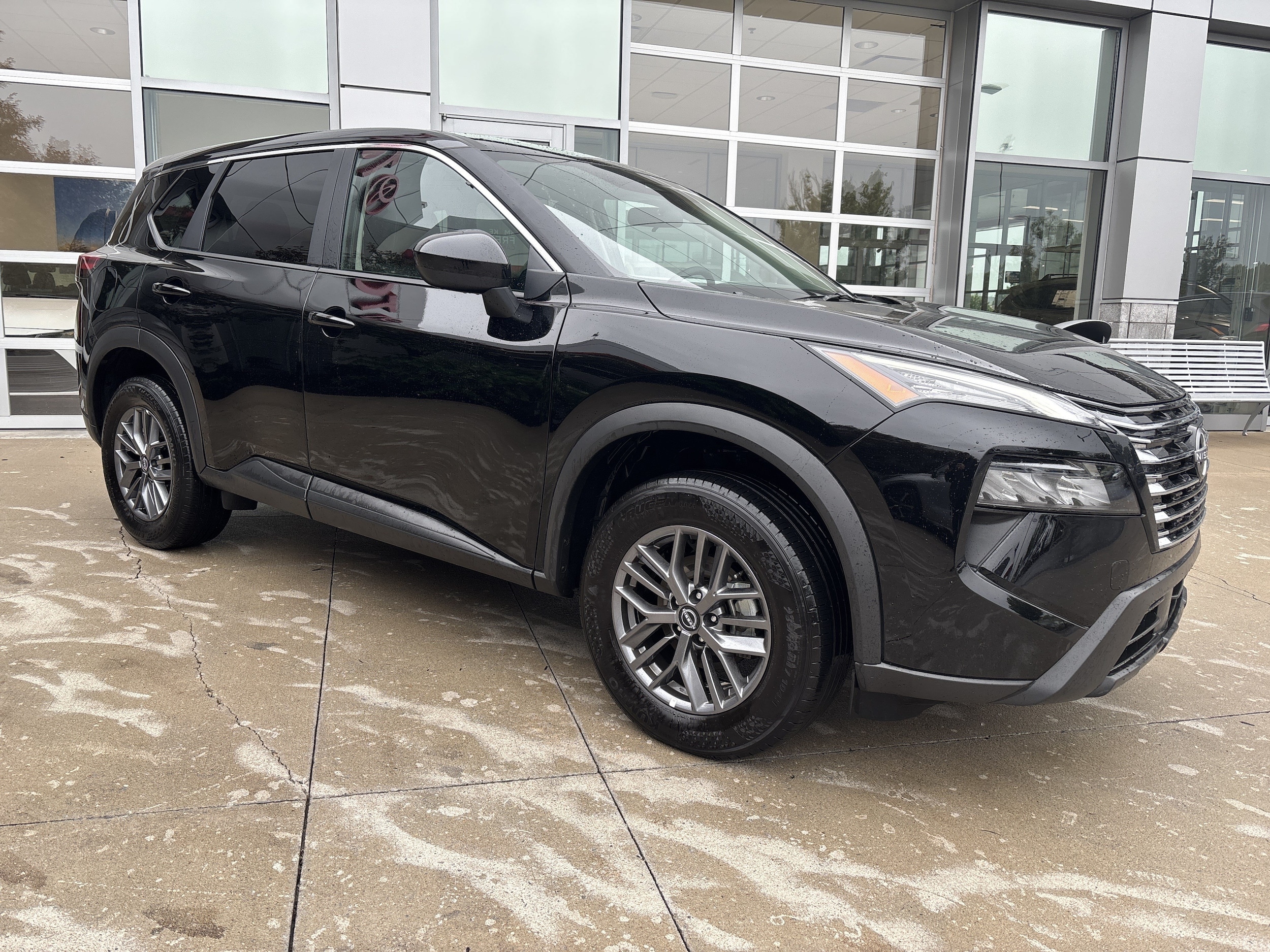 Used 2026 Nissan Rogue SV with VIN 5N1BT3BB5TC706301 for sale in Kansas City