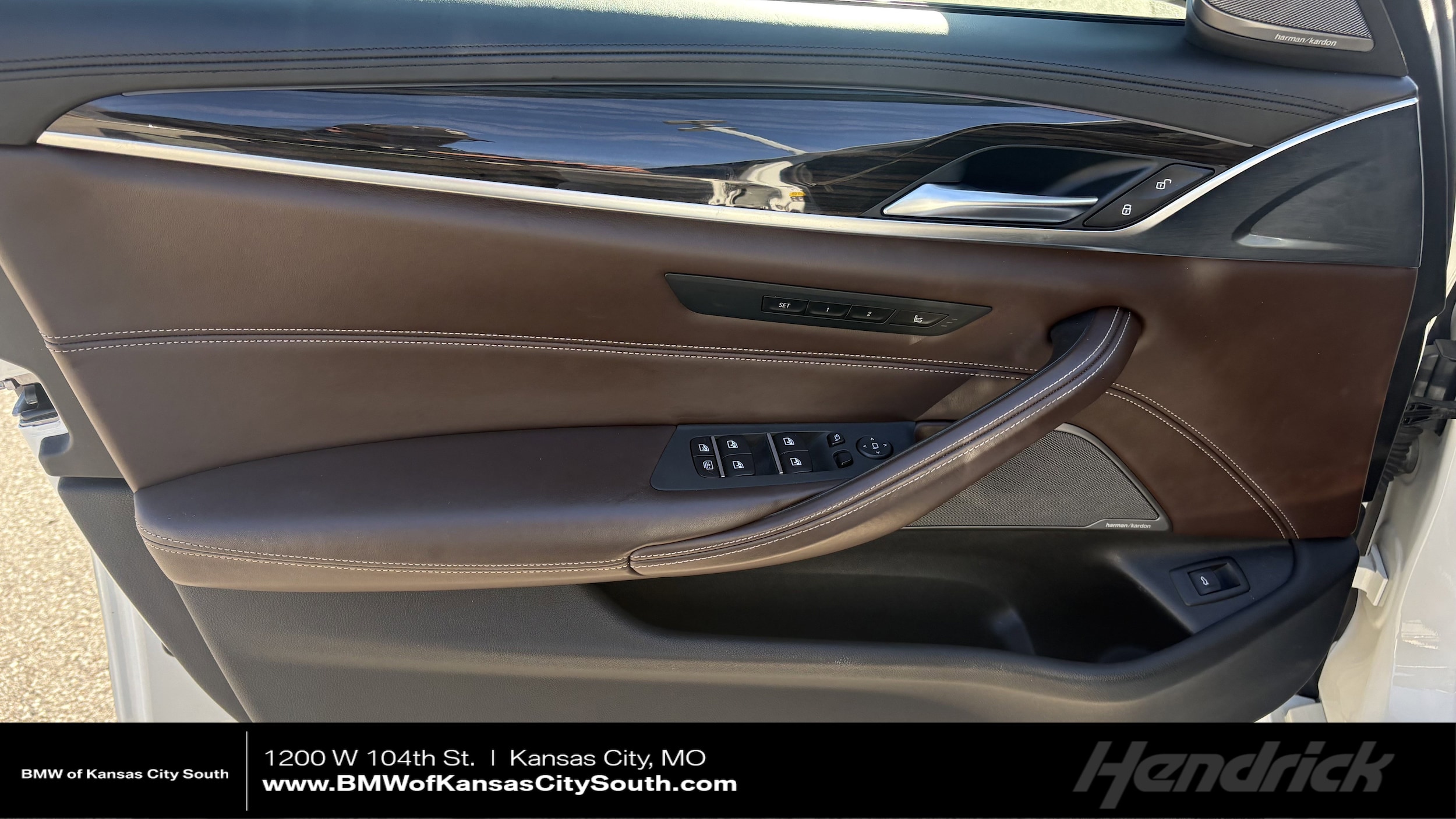 2018 BMW 5 Series M550i's photo