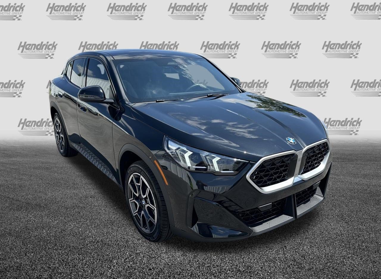 2026 BMW X2 28i
