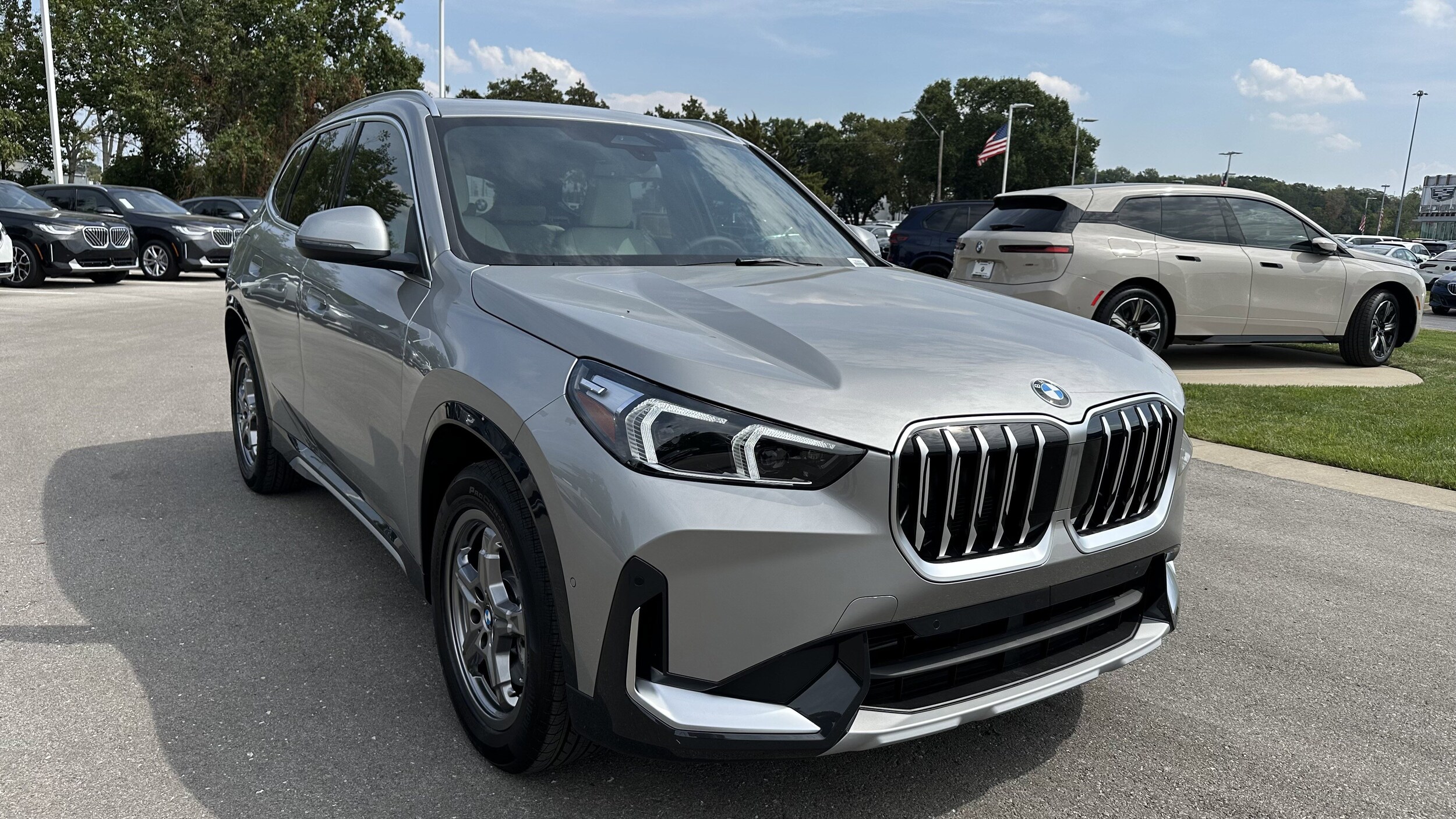 2026 Bmw X1 XDrive28i photo 2