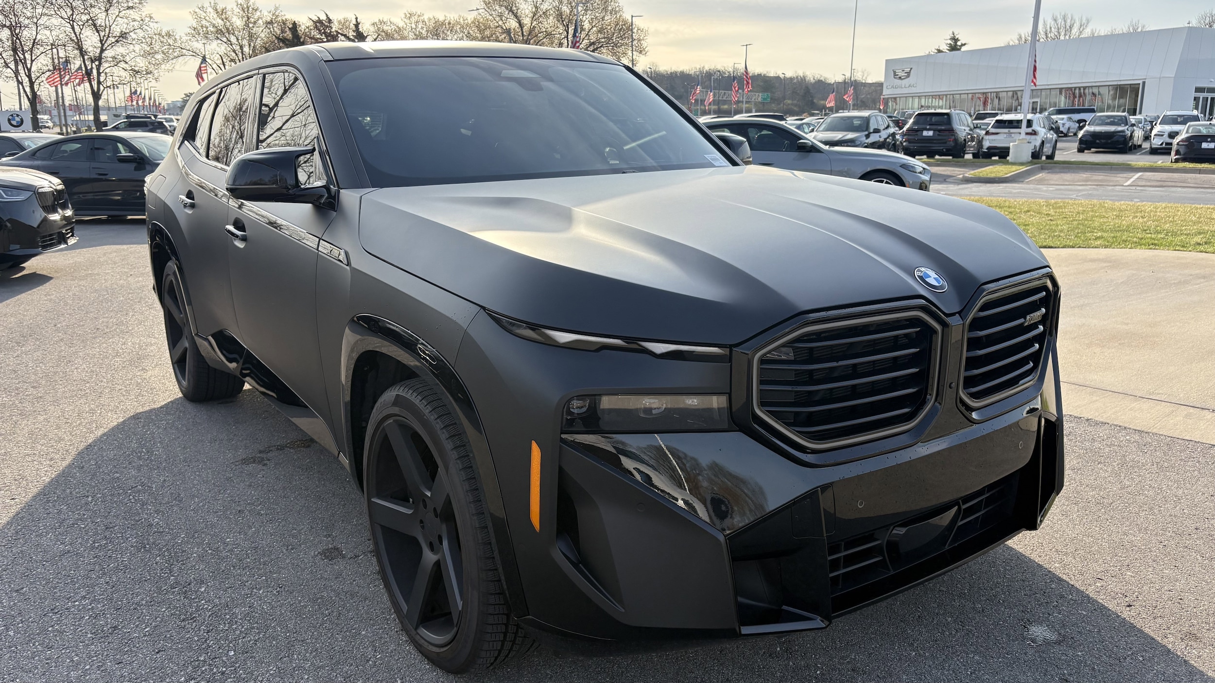 Used 2023 BMW XM Base with VIN 5YM23CS04P9R18877 for sale in Kansas City