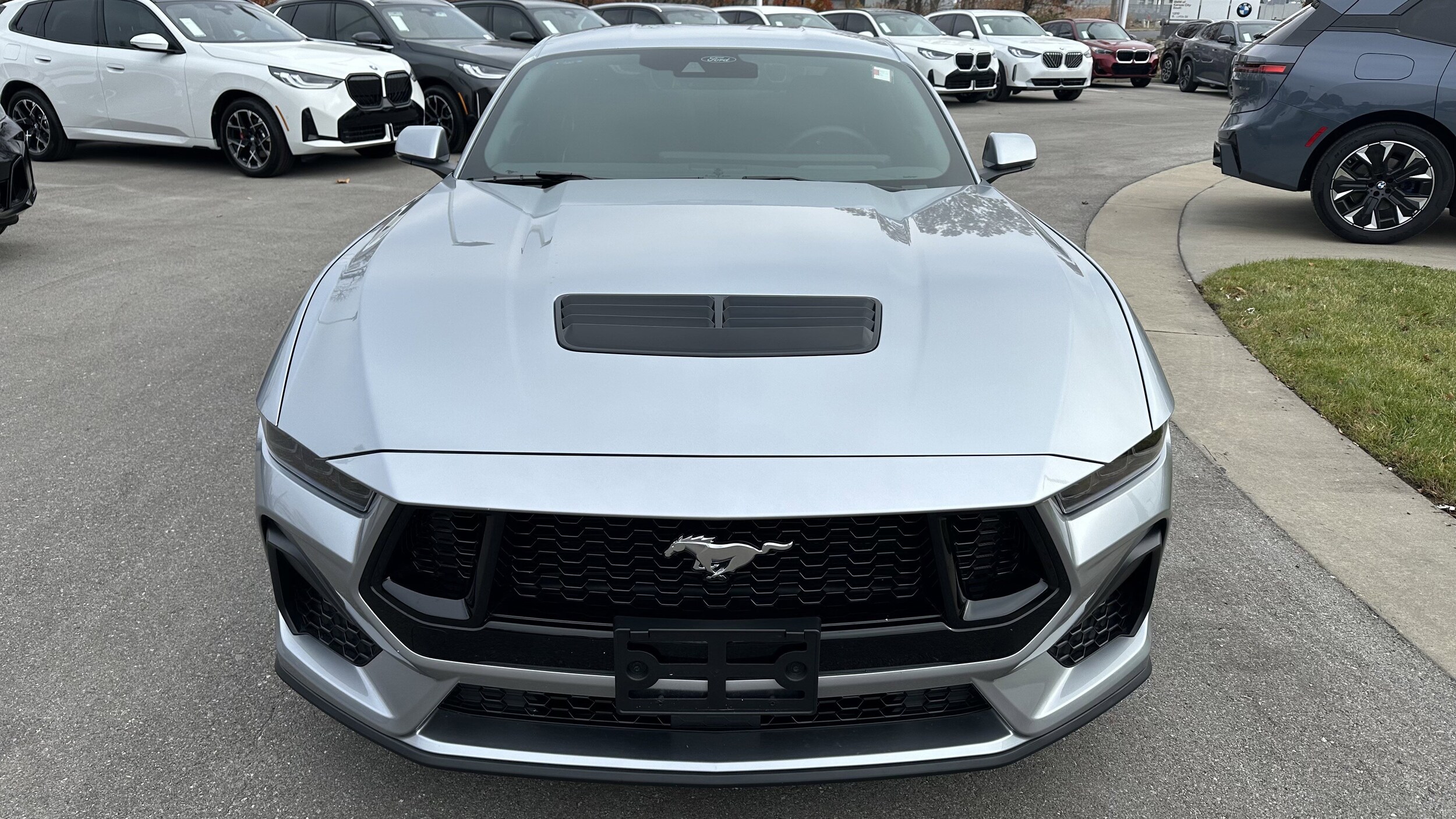 2025 Ford Mustang GT Premium photo 3