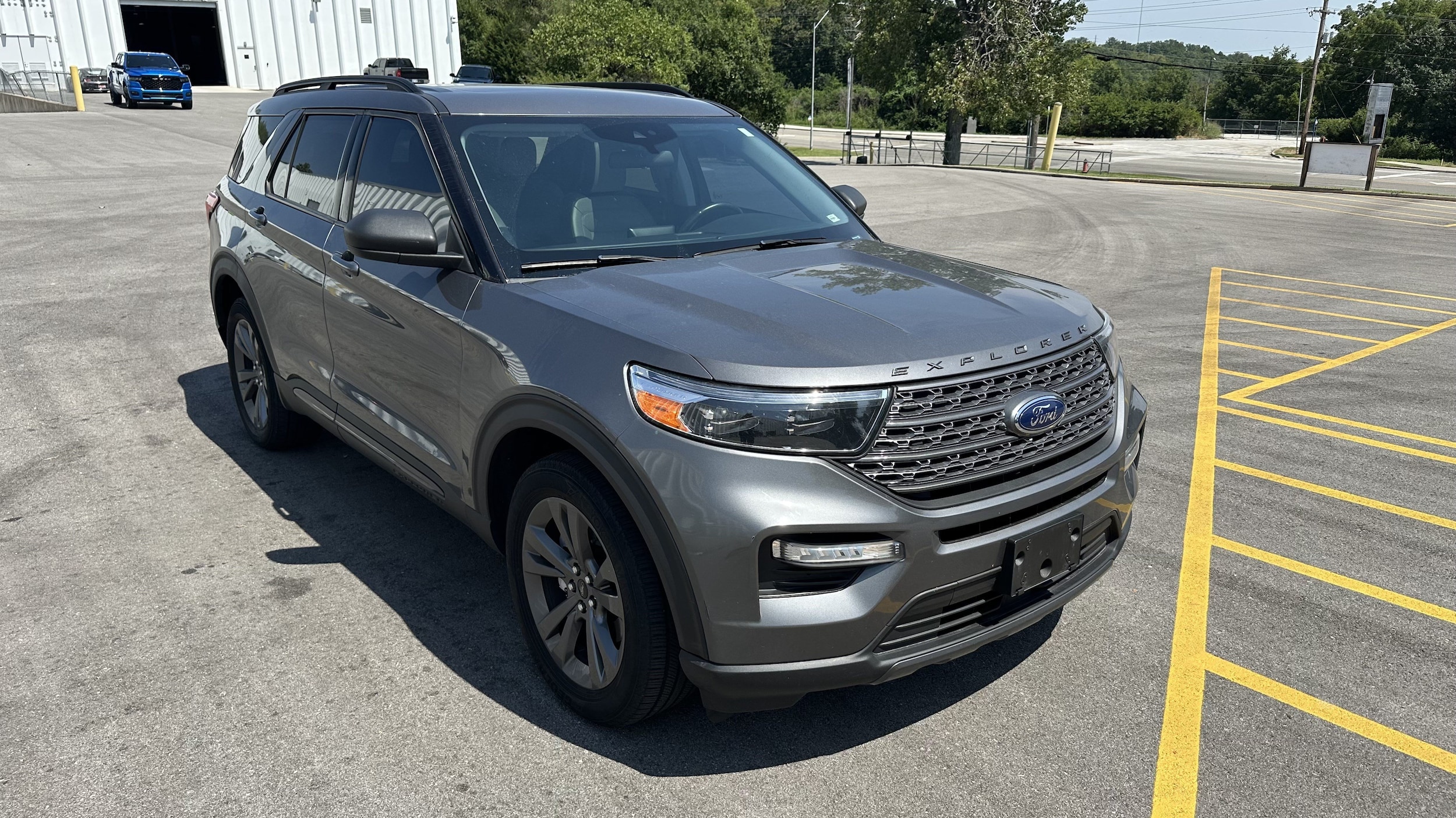Used 2021 Ford Explorer XLT with VIN 1FMSK8DH1MGA69757 for sale in Kansas City