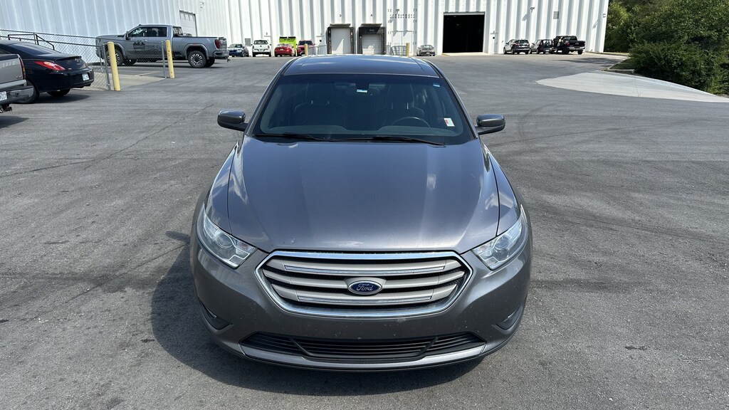 Used 2013 Ford Taurus SEL Sedan