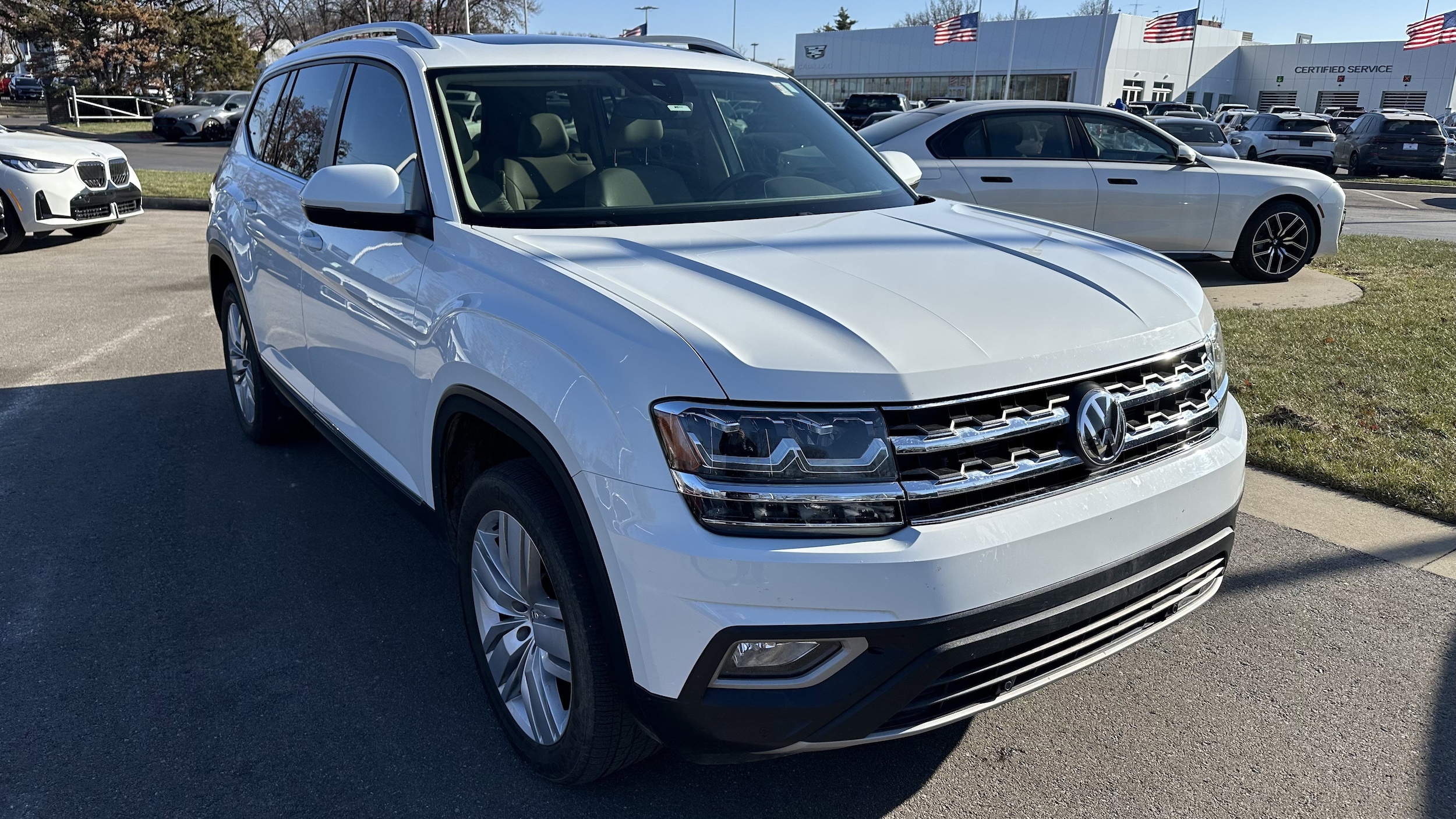 Used 2019 Volkswagen Atlas SEL with VIN 1V2ER2CA2KC515657 for sale in Kansas City
