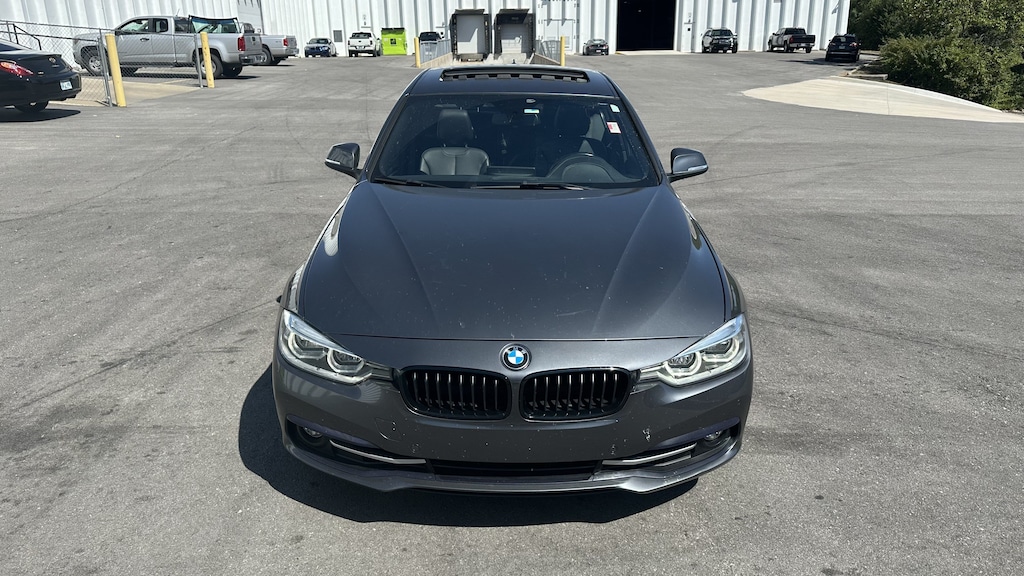 Used 2018 BMW 3 Series 330i xDrive Sedan