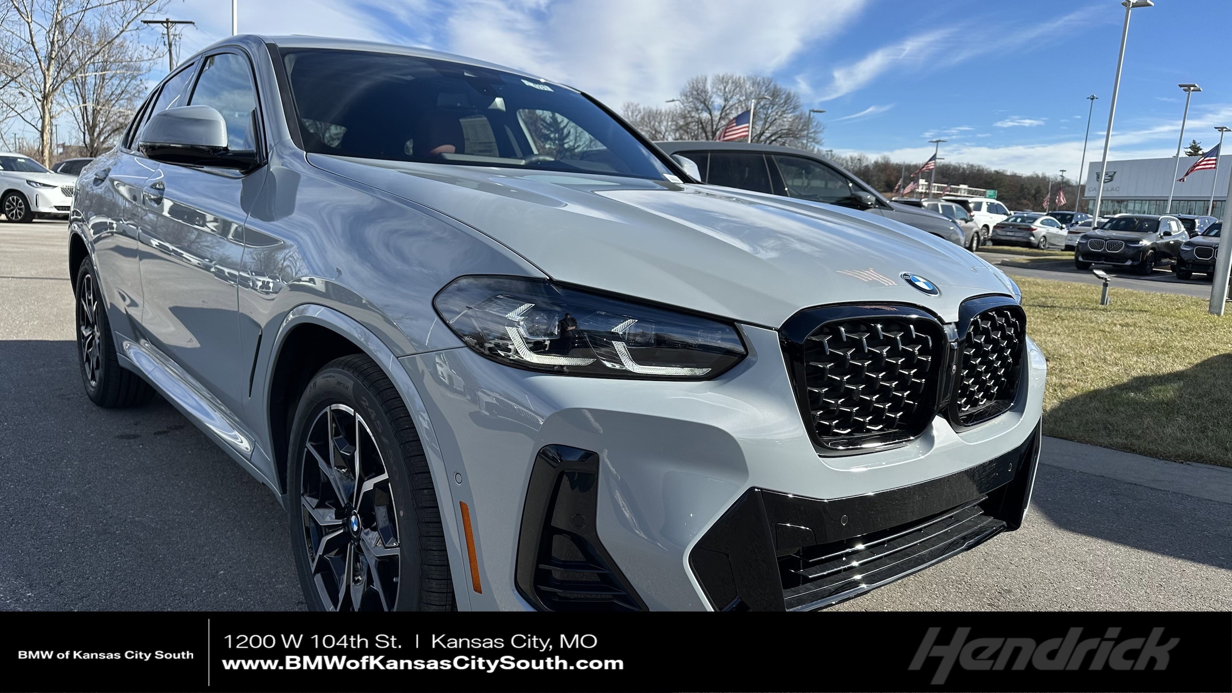 2025 BMW X4 30i's photo