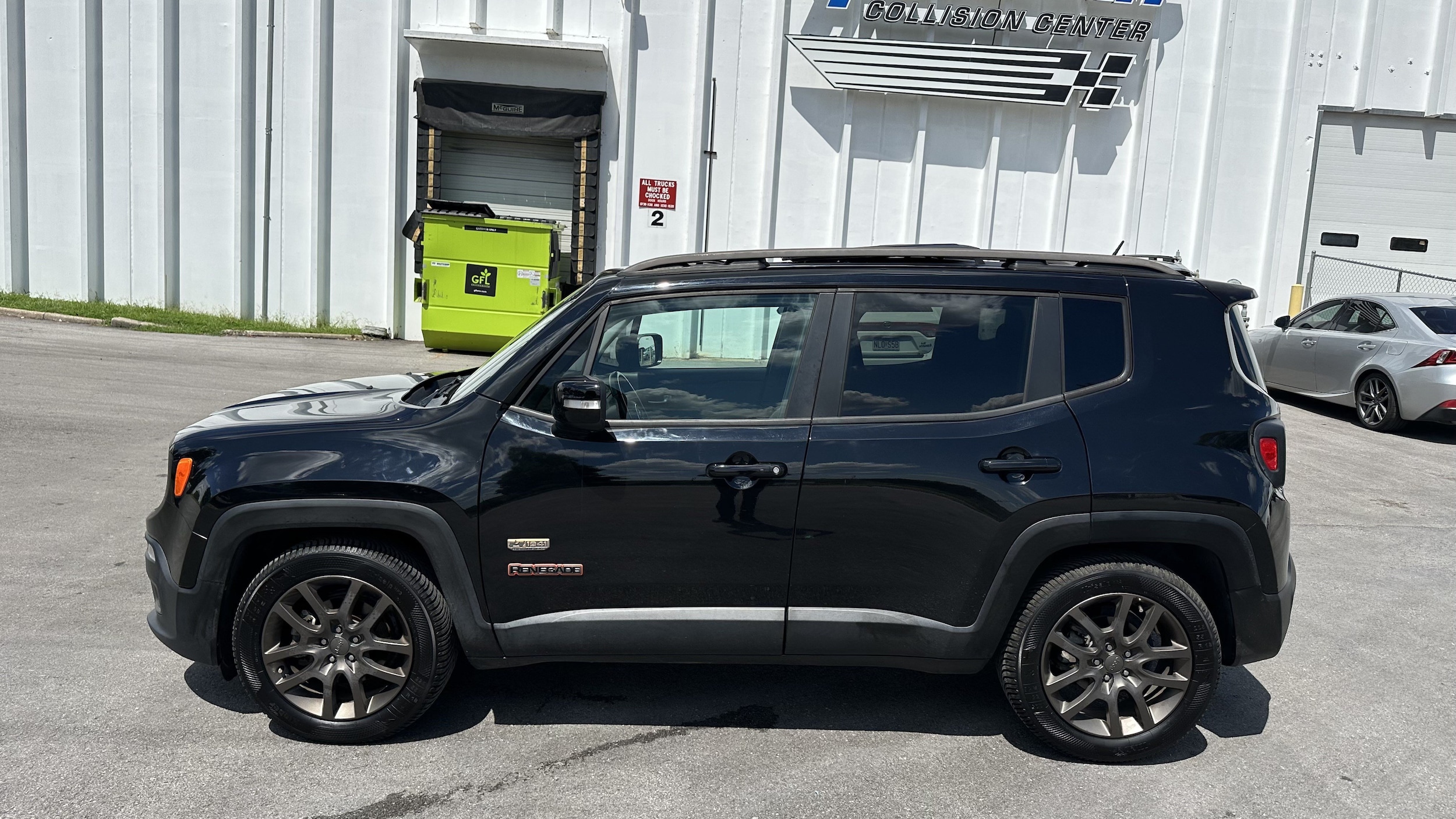 Jeep Renegade 75th Anniversary