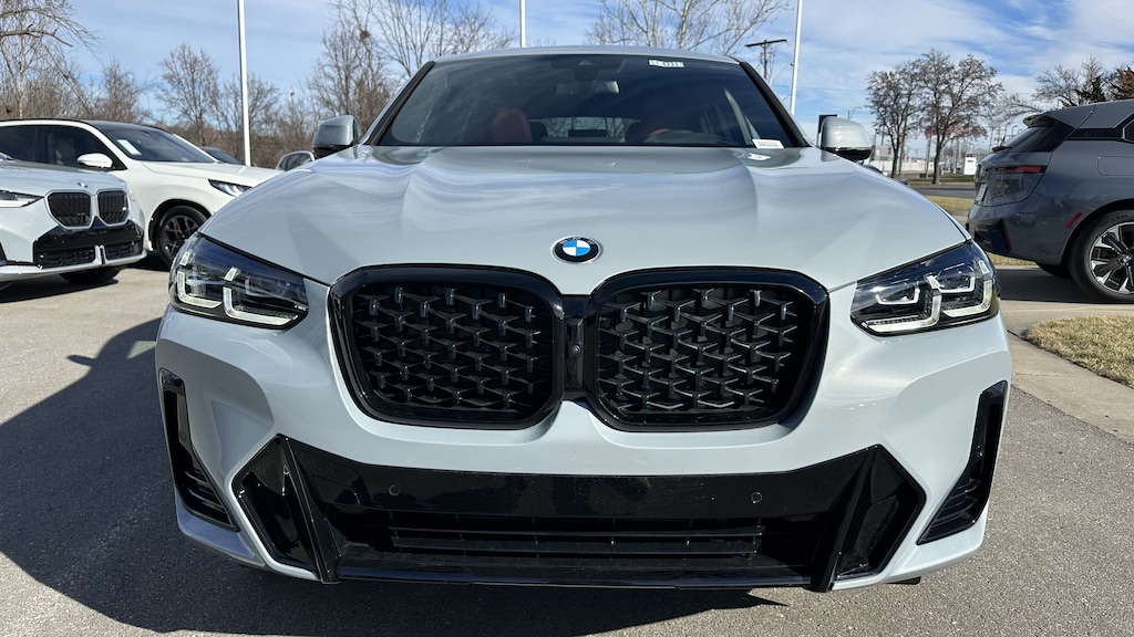 New 2025 BMW X4 xDrive30i SUV