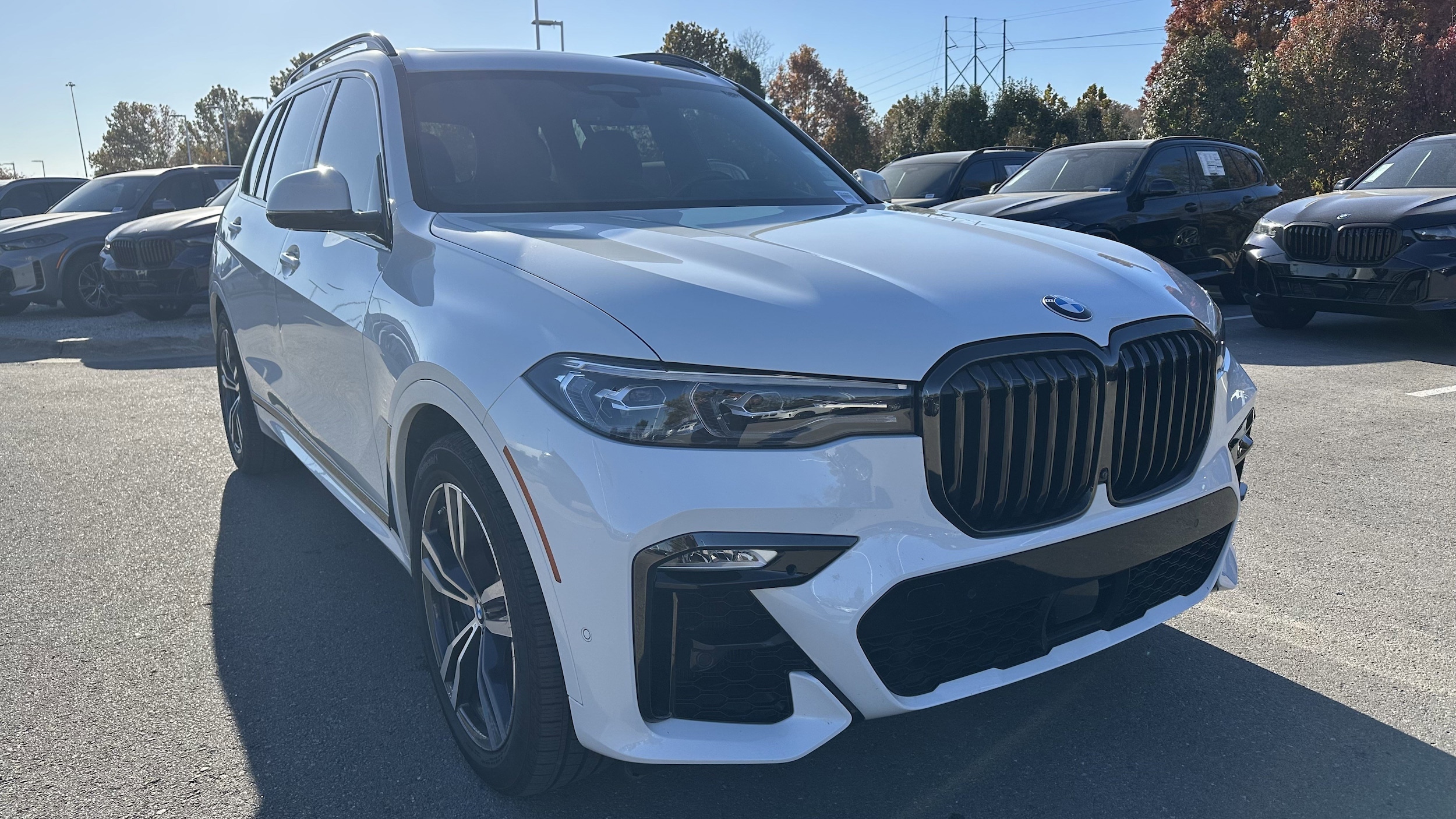 Used 2021 BMW X7 40i with VIN 5UXCW2C08M9F14300 for sale in Kansas City