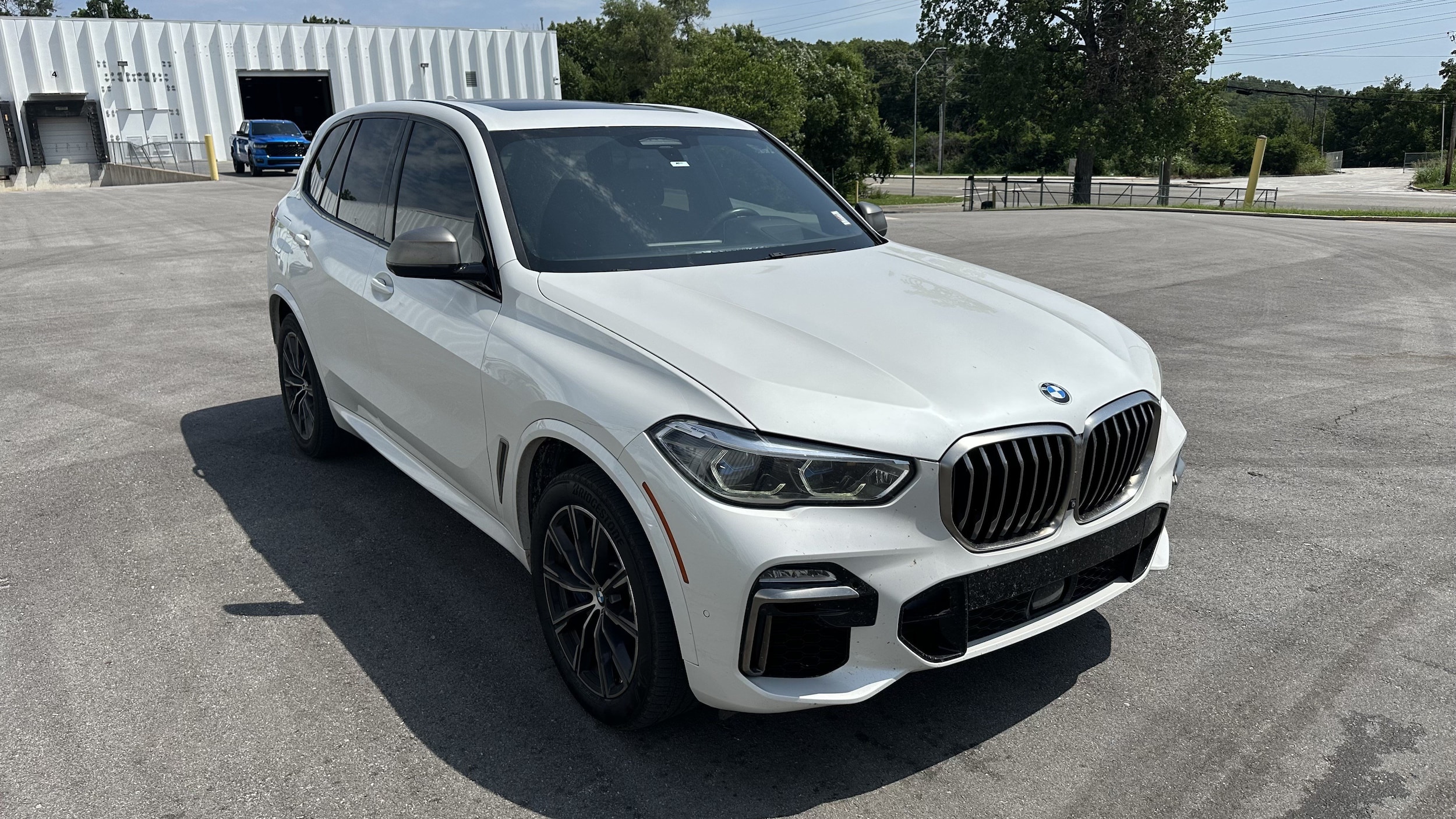 Used 2020 BMW X5 M50i with VIN 5UXJU4C01LLE45461 for sale in Kansas City