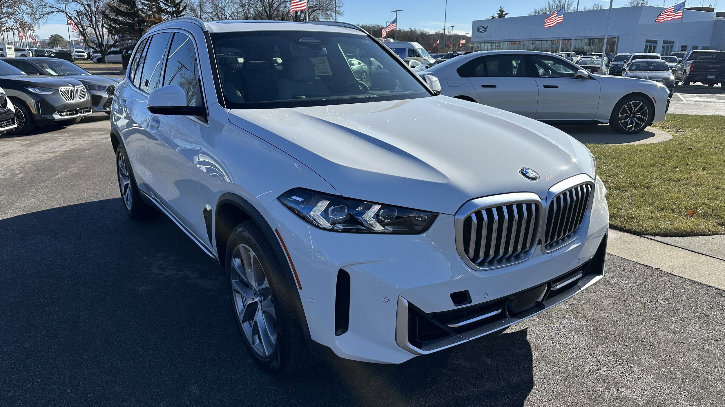 Used 2026 BMW X5 40i with VIN 5UX23EU01T9298516 for sale in Kansas City