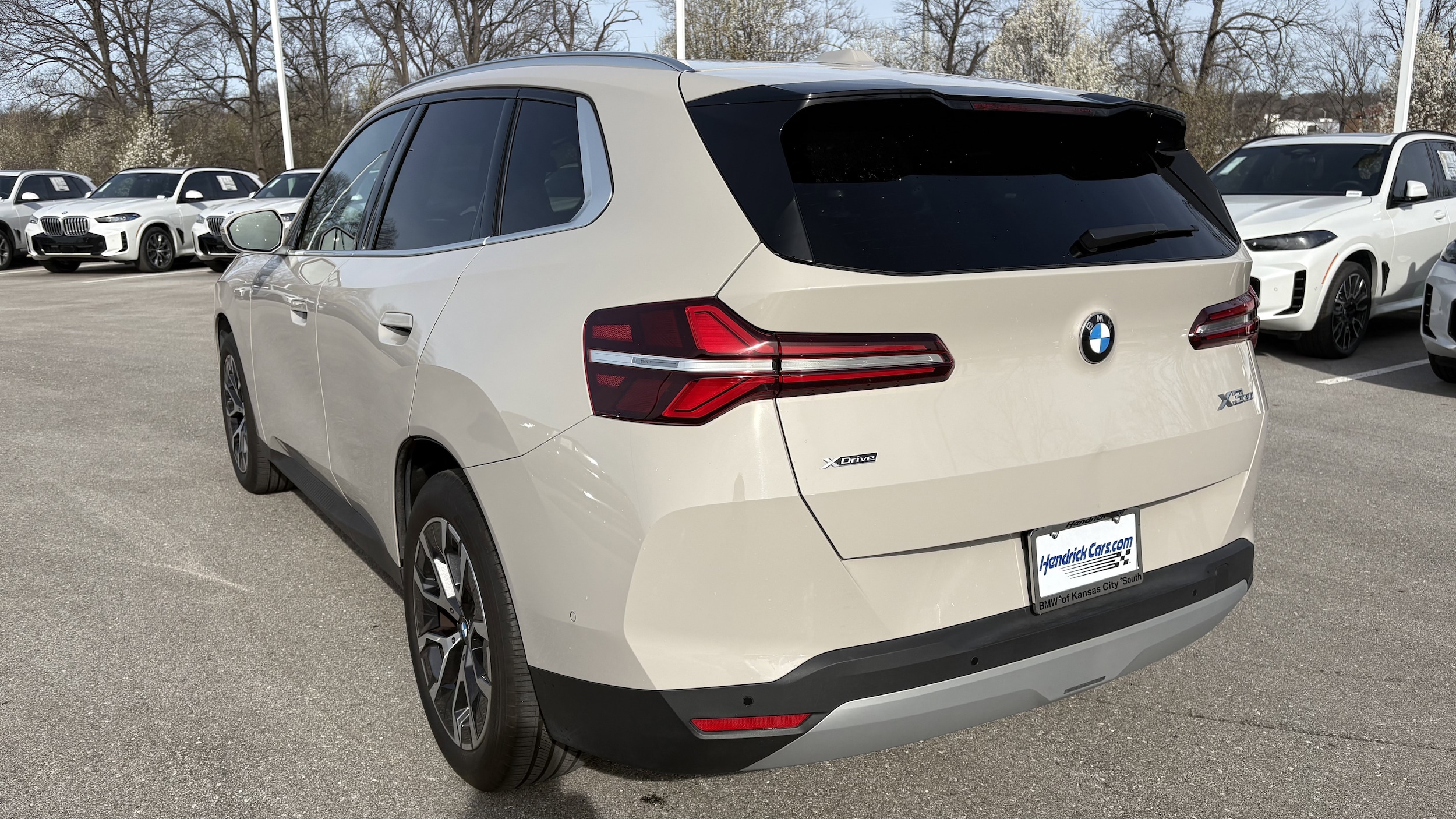 2025 BMW X3 30 xDrive photo 3