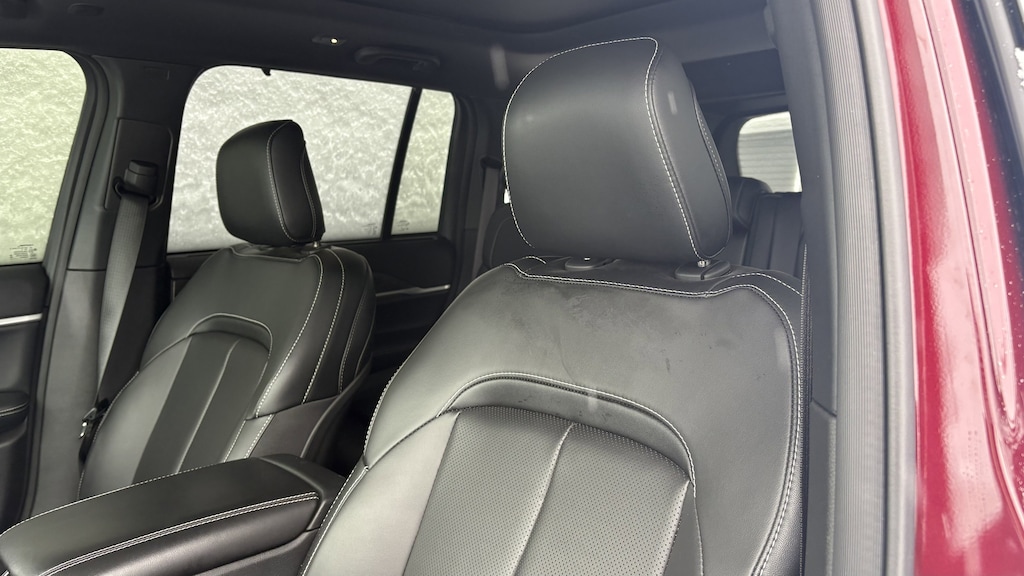 Used 2025 Jeep Grand Cherokee Limited SUV