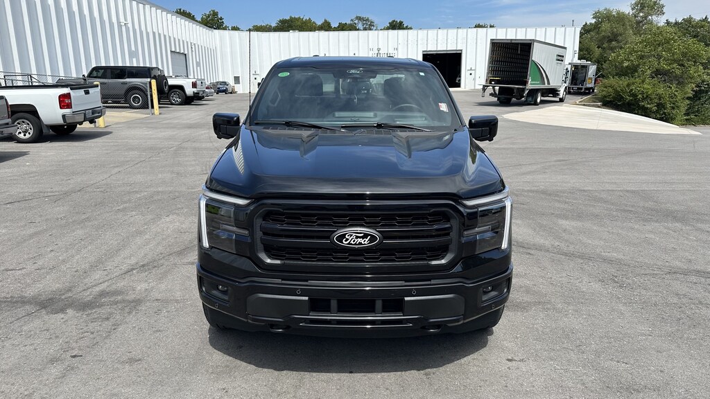 Used 2025 Ford F-150 LARIAT Pickup