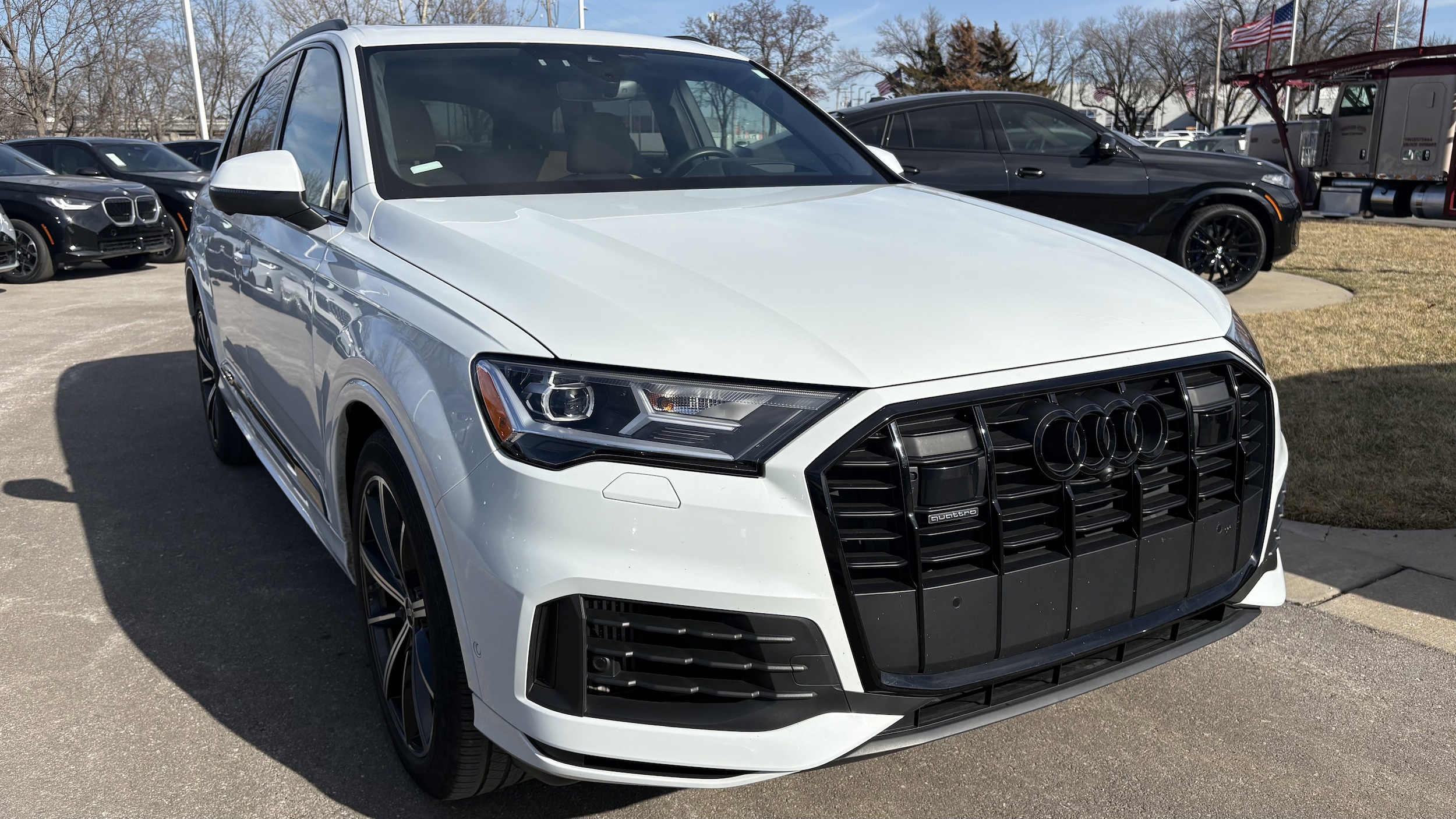 Used 2022 Audi Q7 Prestige with VIN WA1VXBF7XND018646 for sale in Kansas City