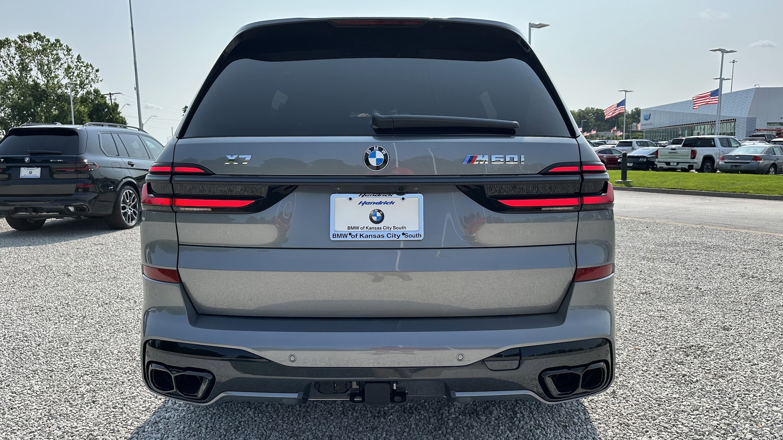 2026 BMW X7 M60i photo 3