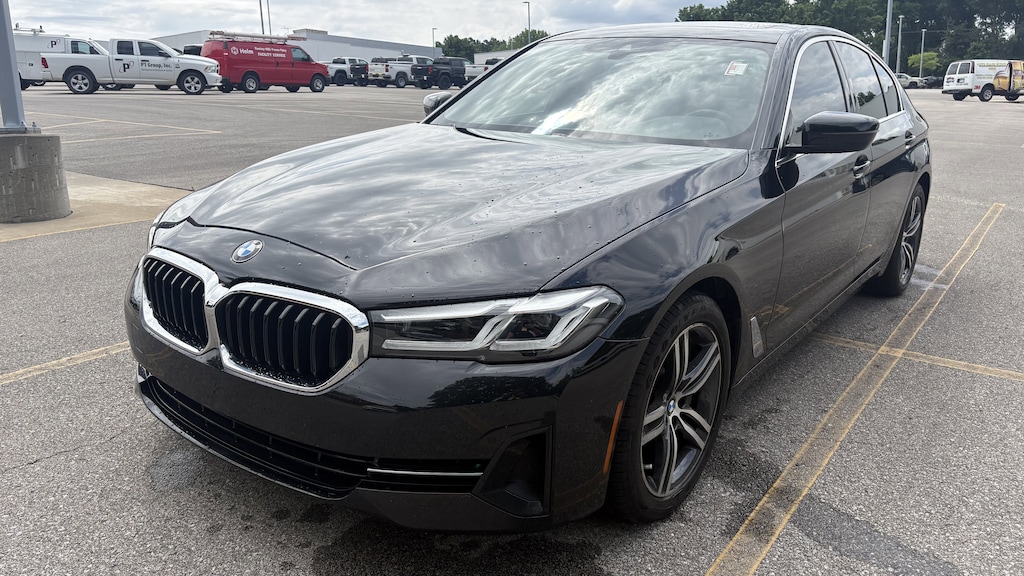 Used 2021 BMW 5 Series 530i xDrive Sedan