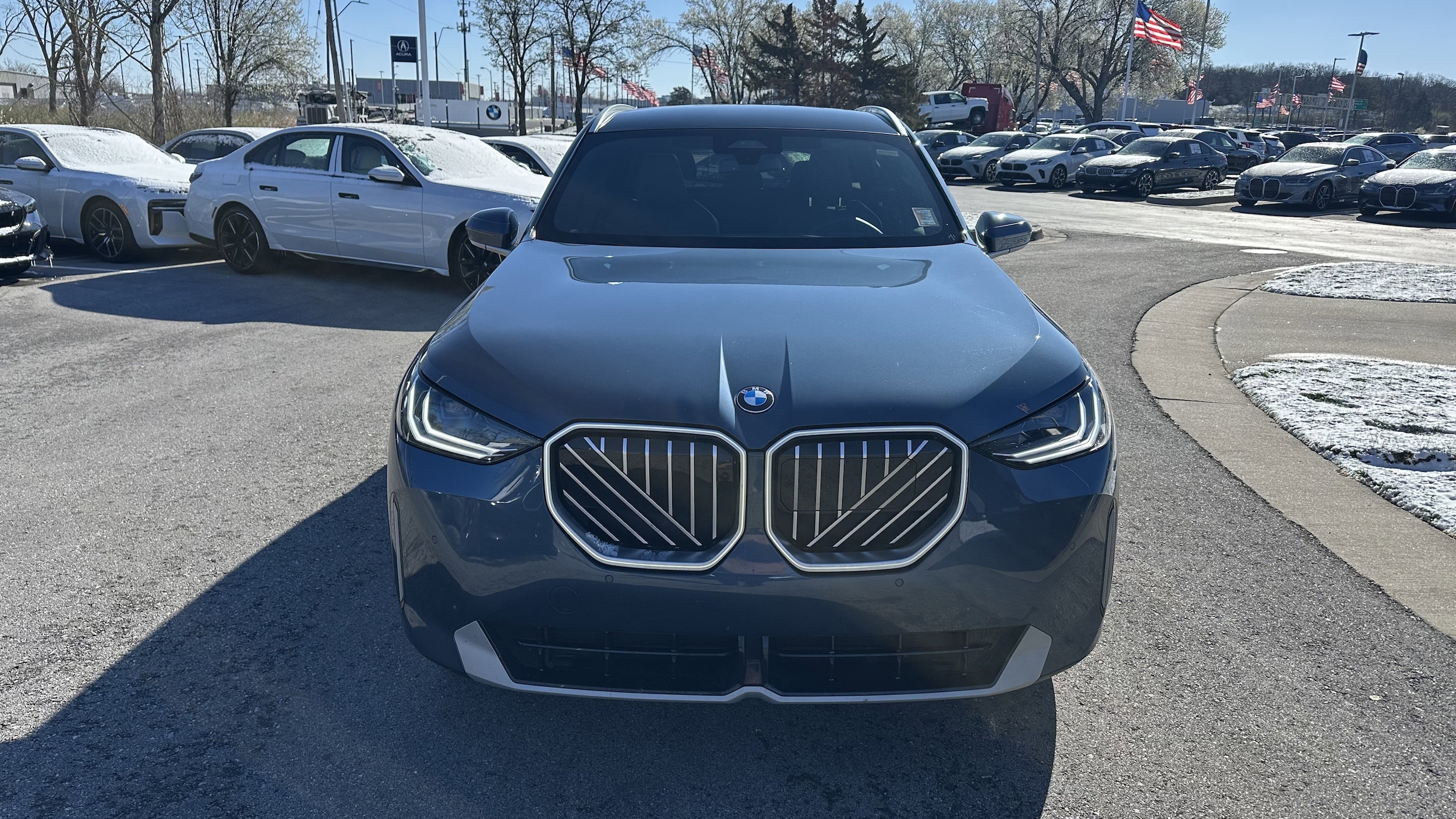 2025 BMW X3 30 xDrive photo 2