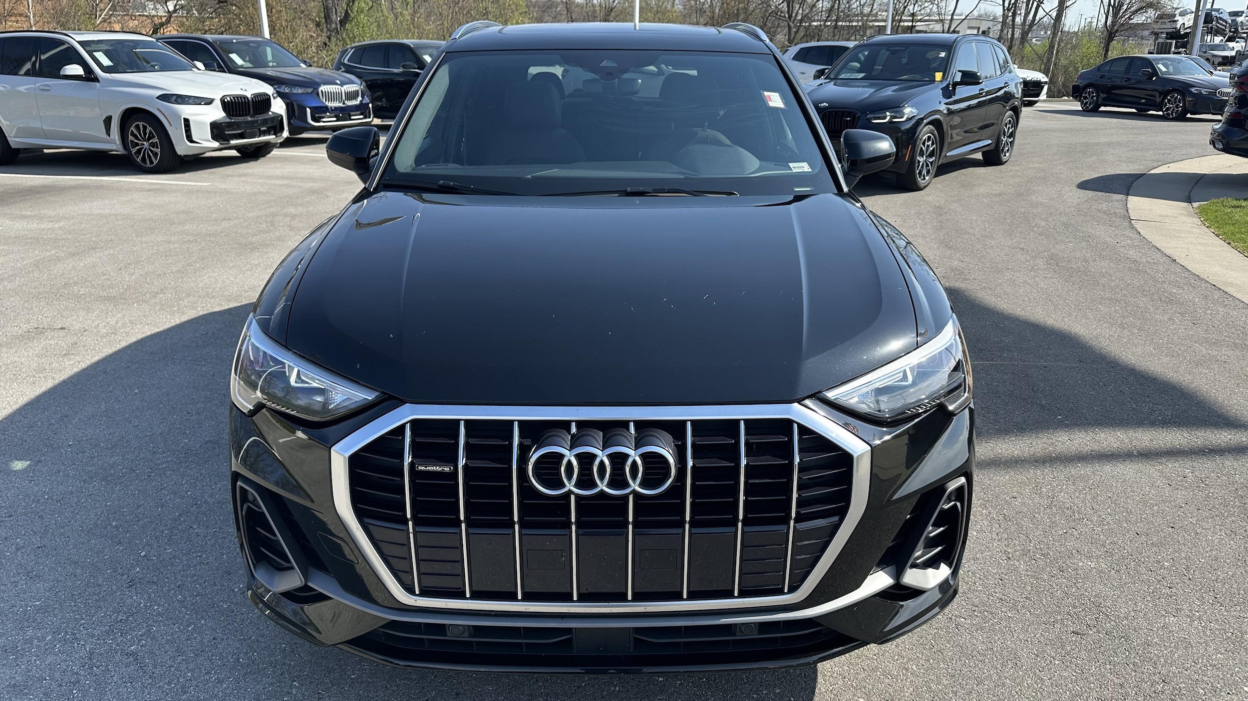2021 Audi Q3 S line Premium photo 2