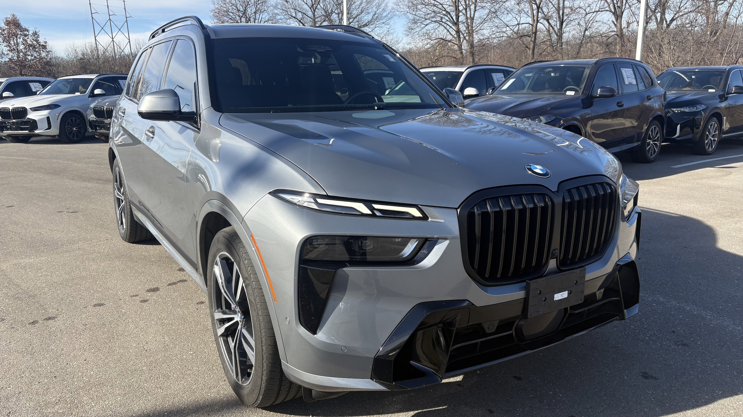 Used 2024 BMW X7 40i with VIN 5UX23EM06R9U65008 for sale in Kansas City
